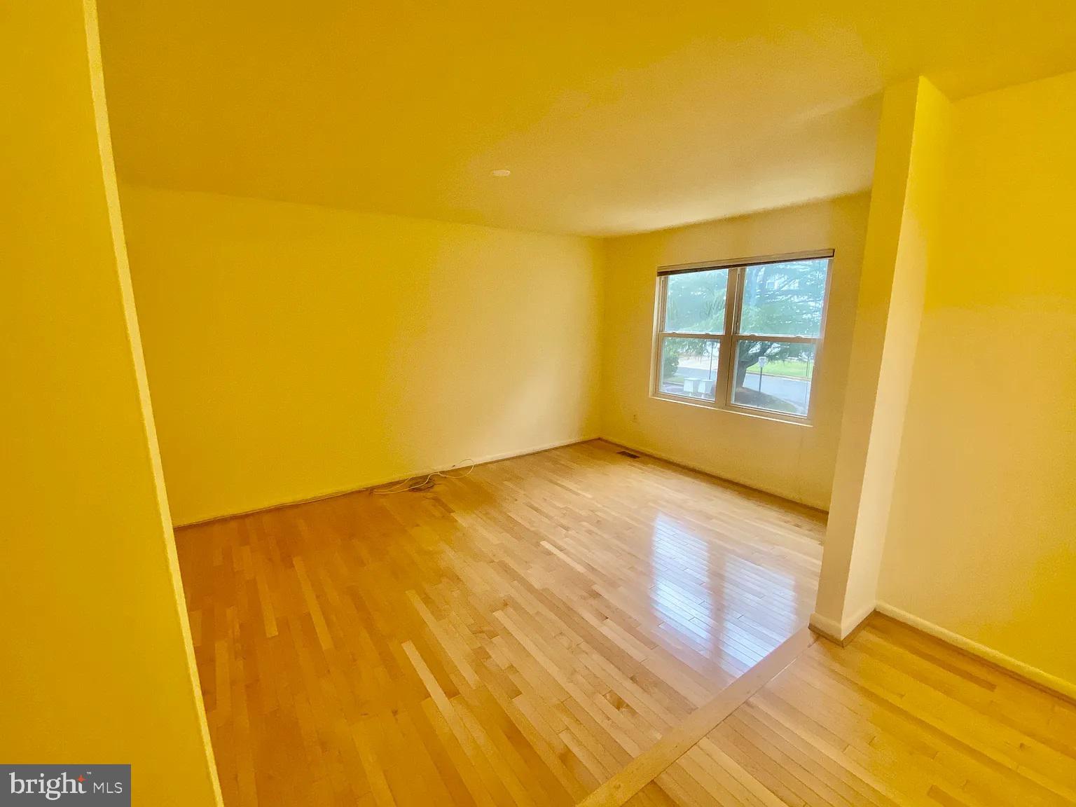 SENECA PARK - Residential