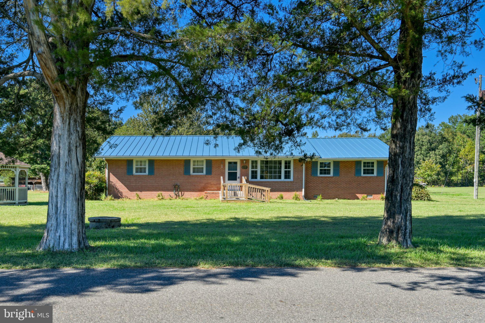 16184 MELVILLE LANE