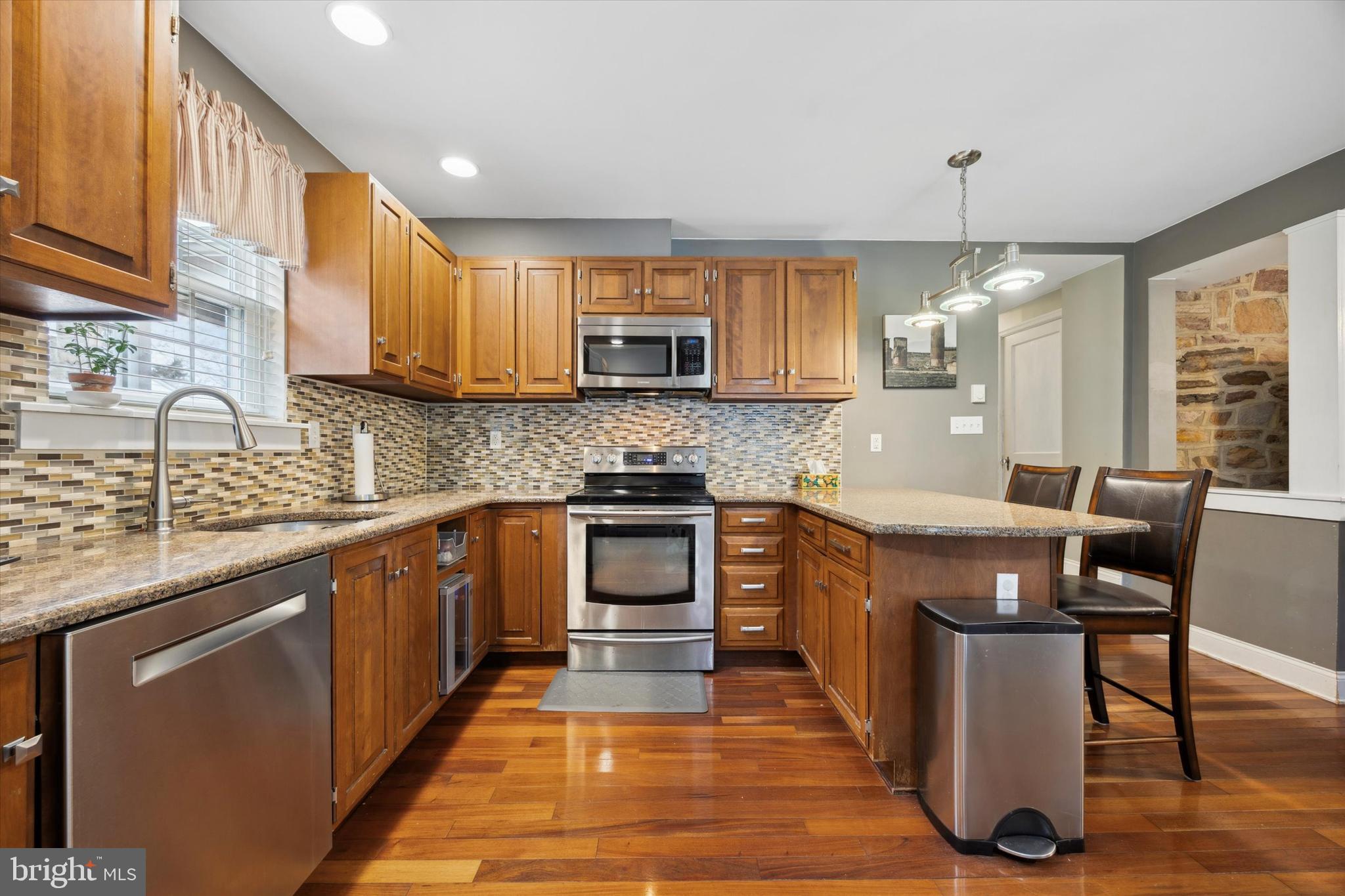 GRAND VIEW HGTS - Residential