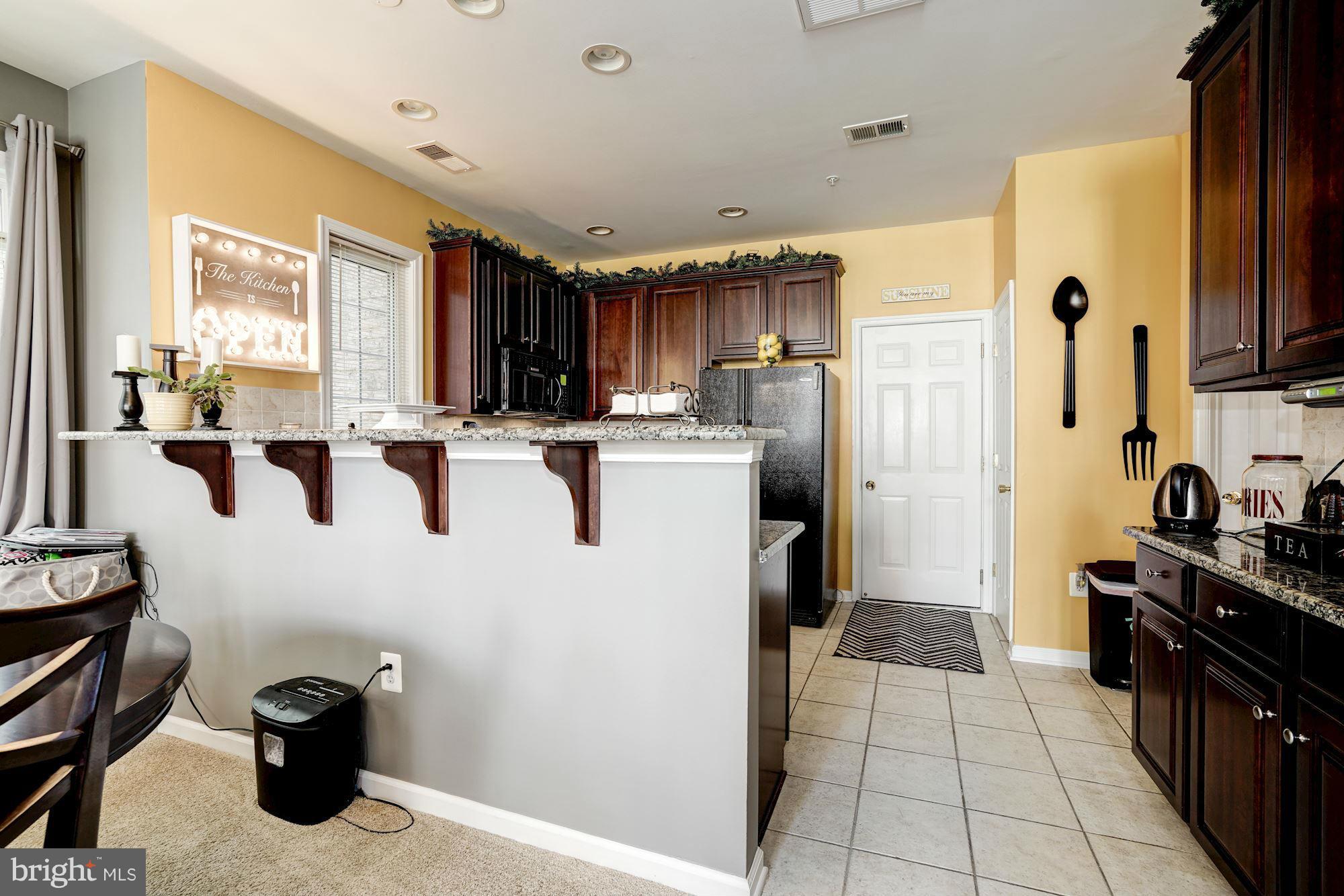 THE TOWNES CONDOMINIUM - Residential