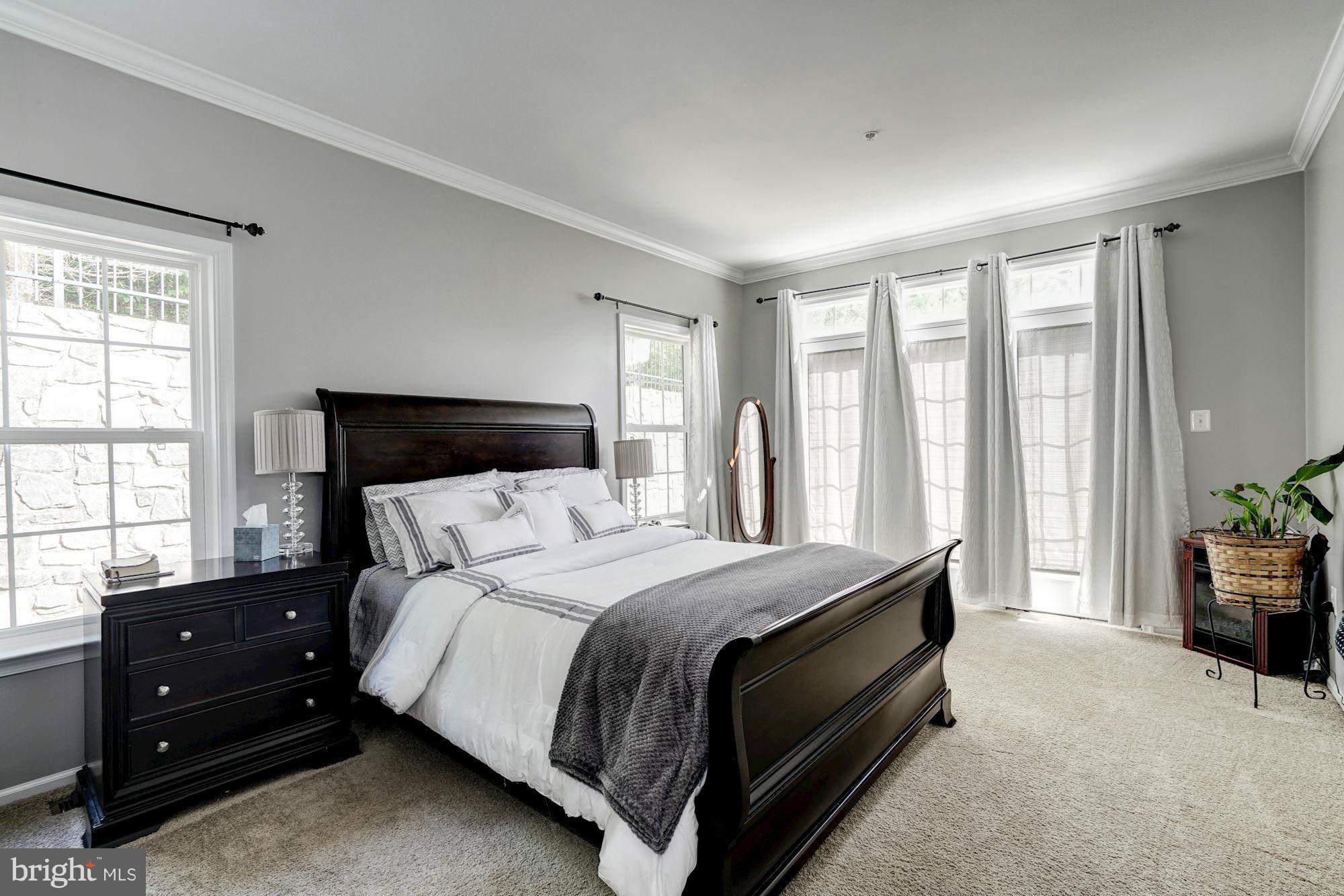 THE TOWNES CONDOMINIUM - Residential