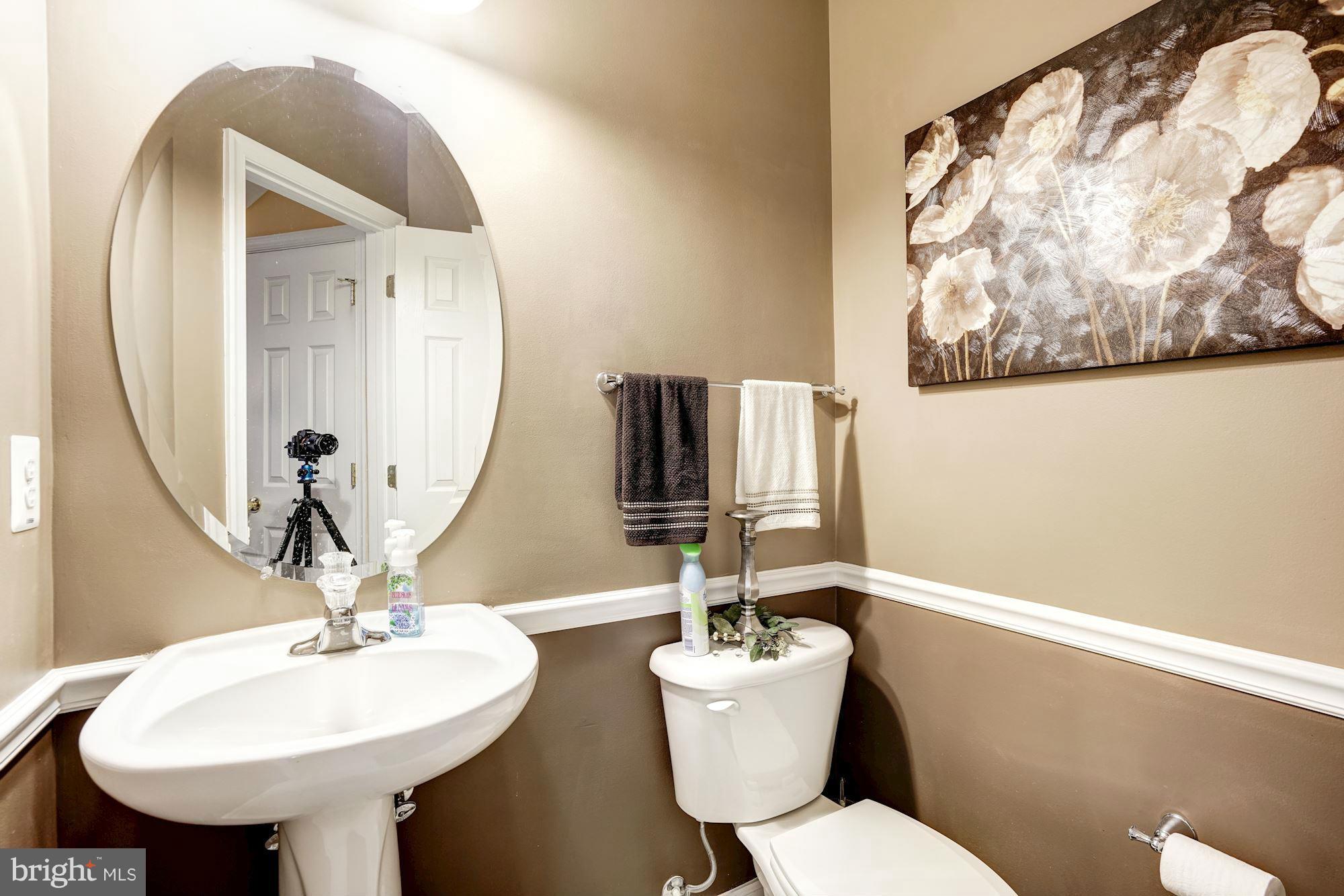 THE TOWNES CONDOMINIUM - Residential