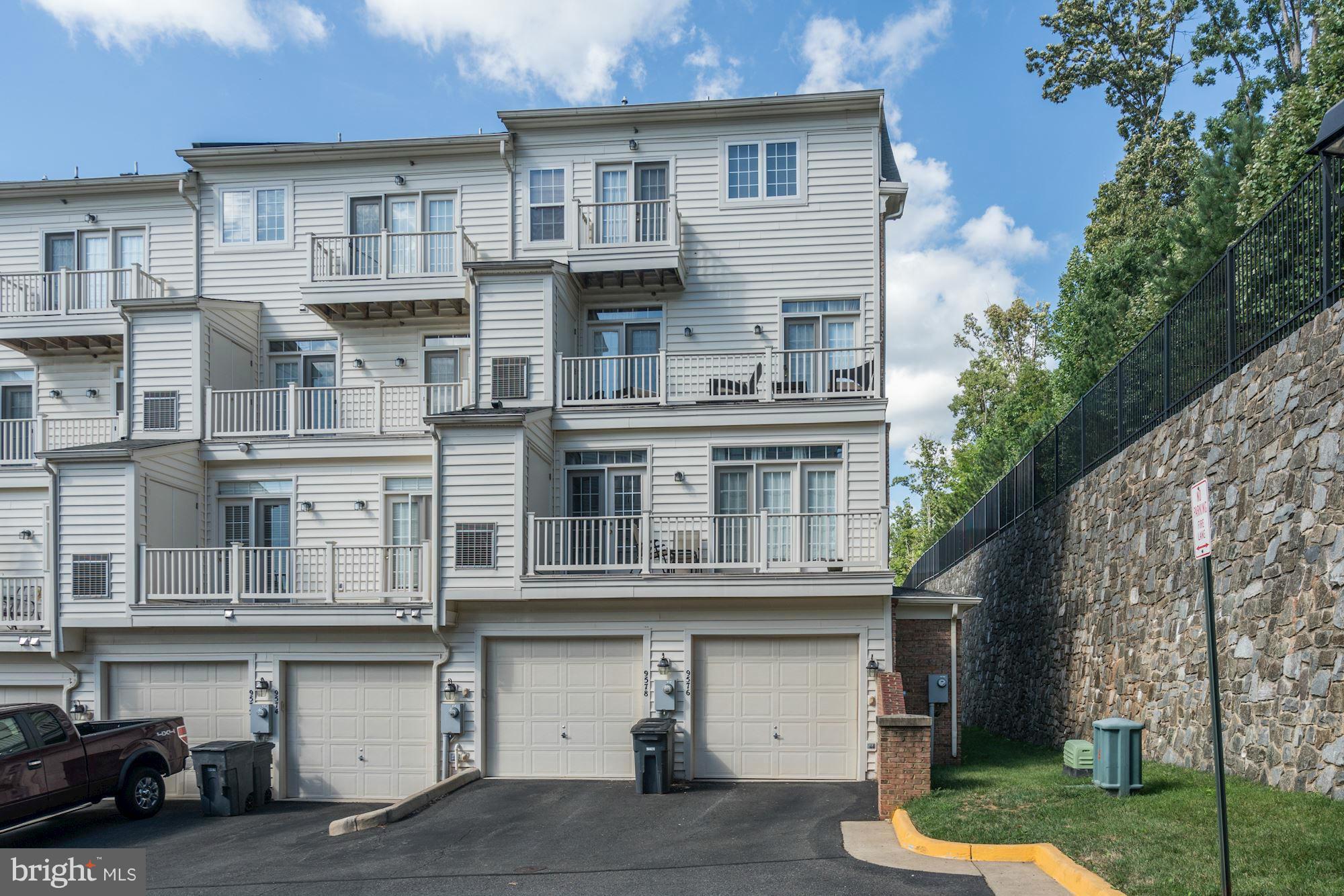 THE TOWNES CONDOMINIUM - Residential