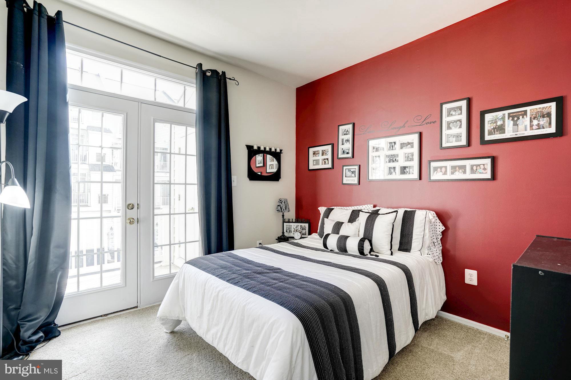 THE TOWNES CONDOMINIUM - Residential