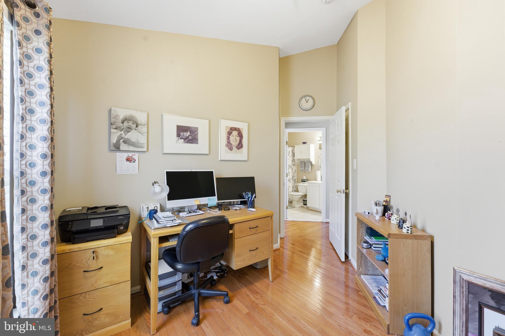 CLOVERLEAF CENTER - Residential