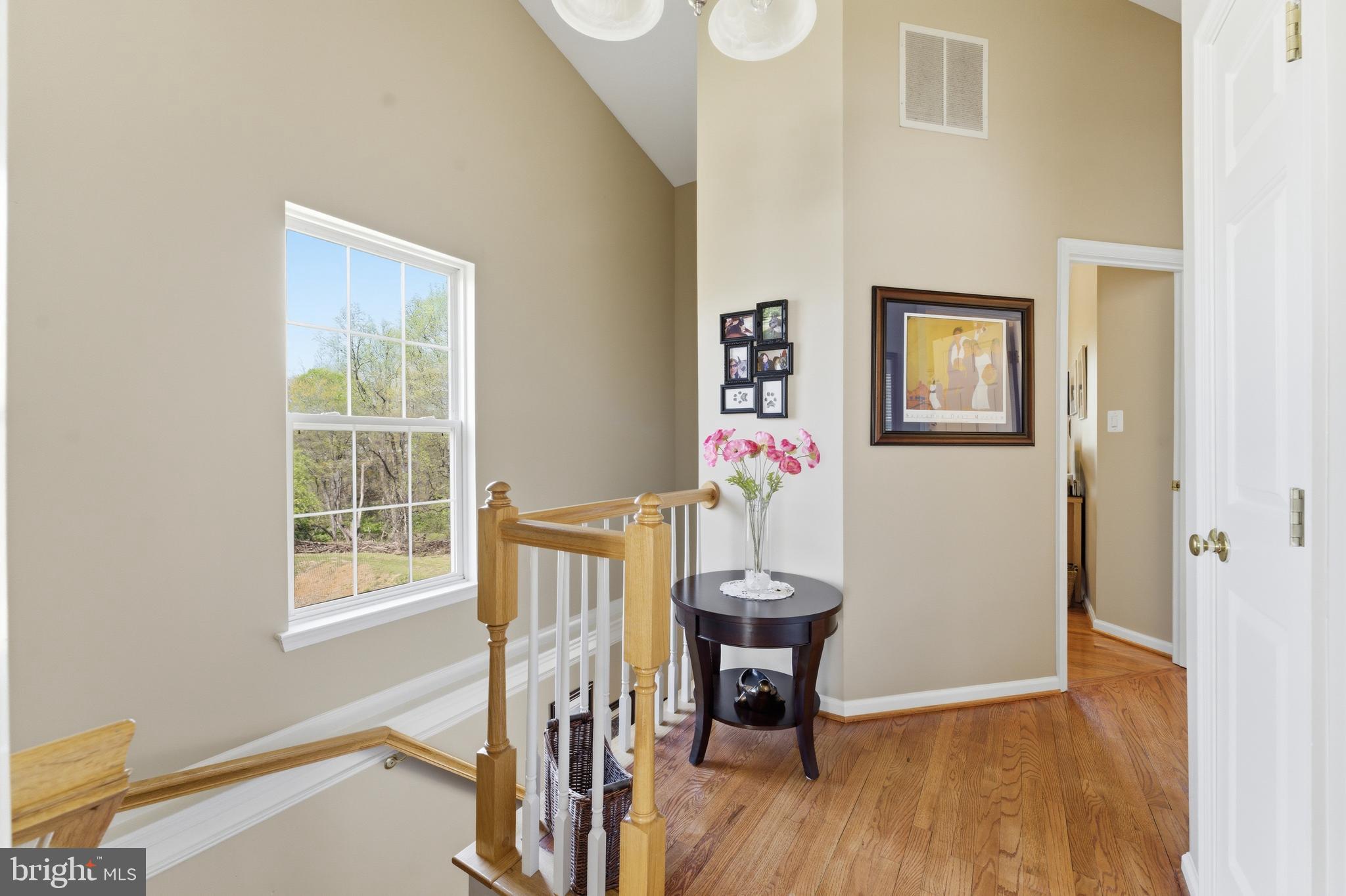 CLOVERLEAF CENTER - Residential