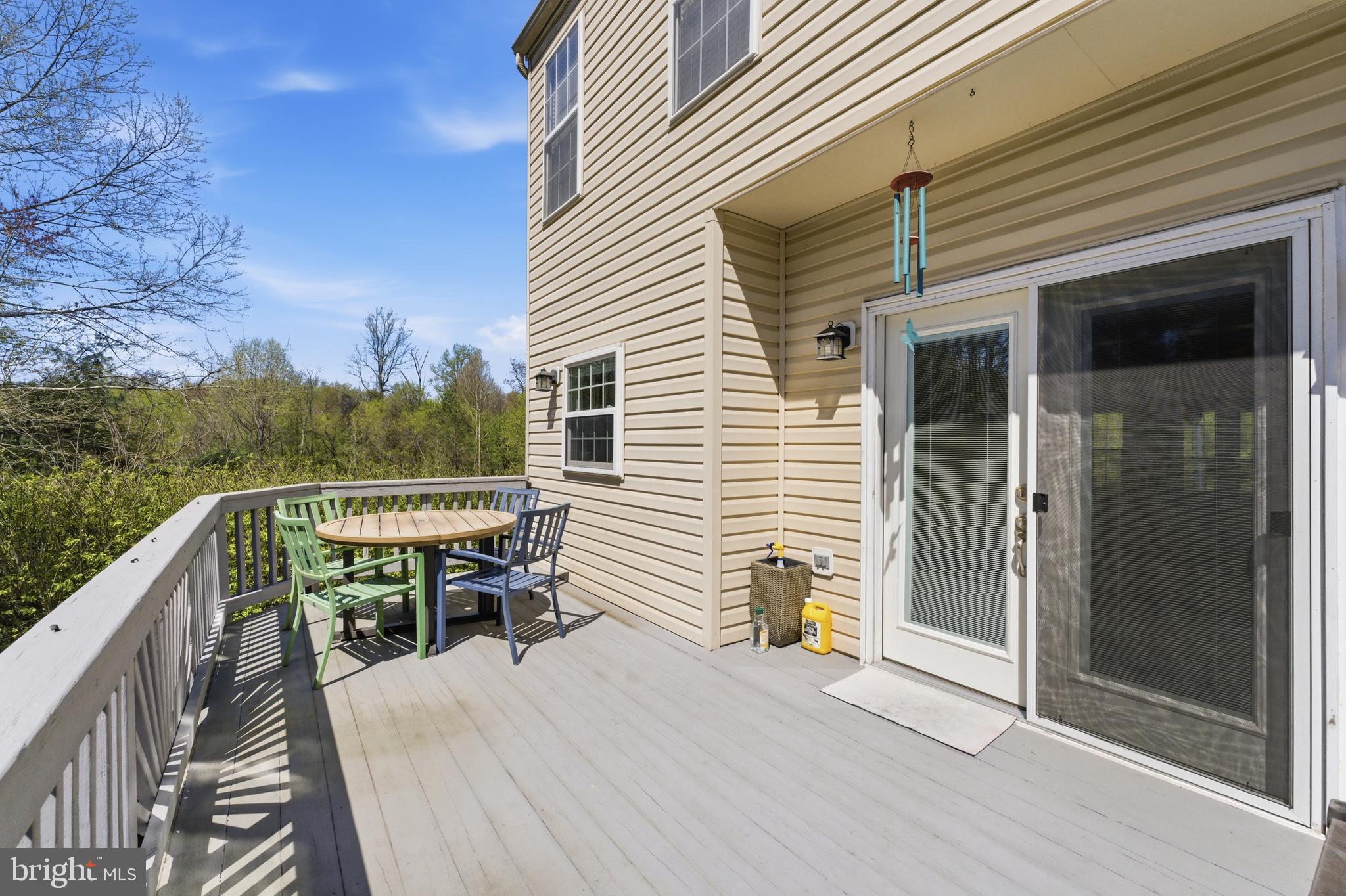 CLOVERLEAF CENTER - Residential