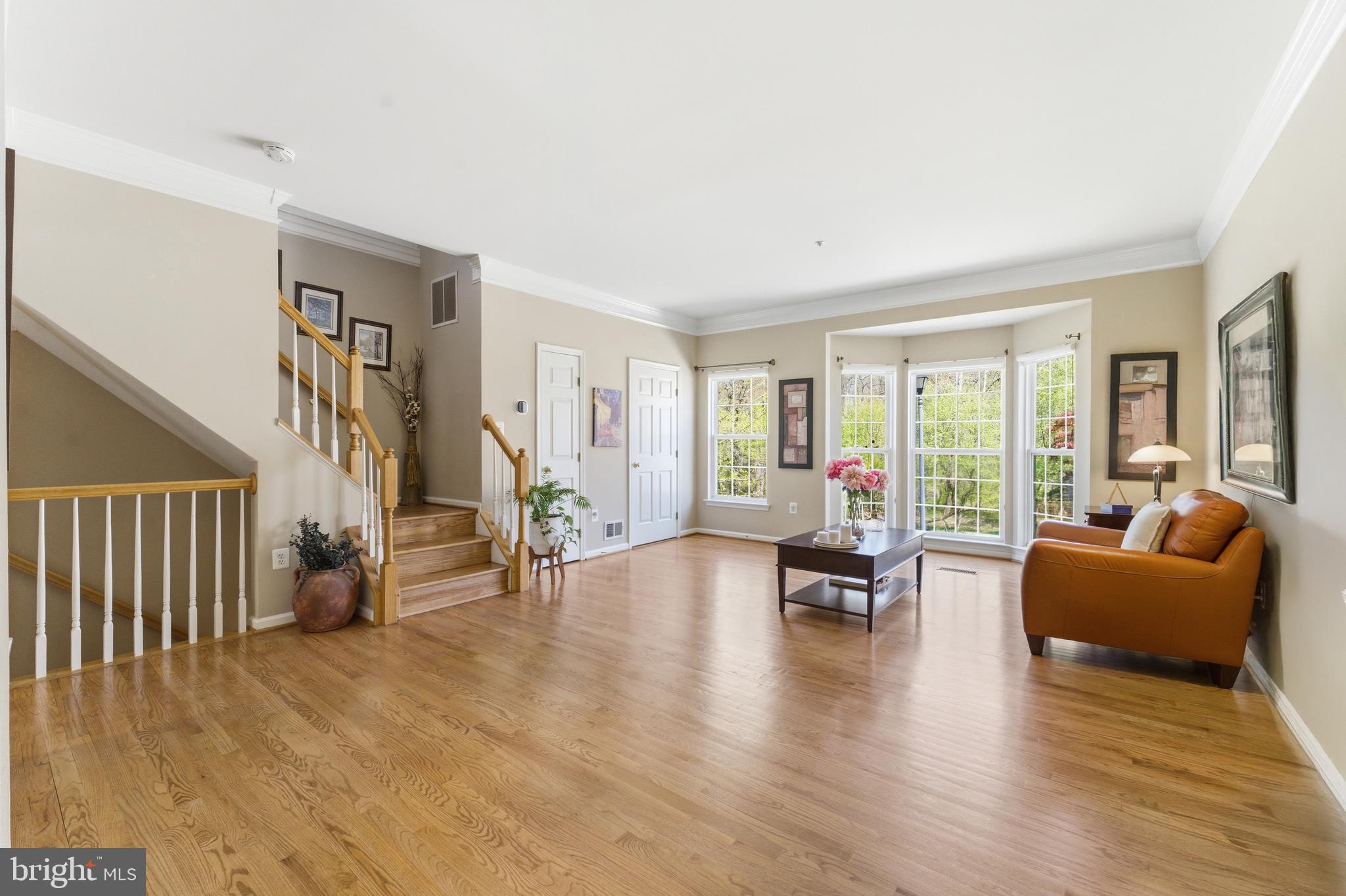 CLOVERLEAF CENTER - Residential