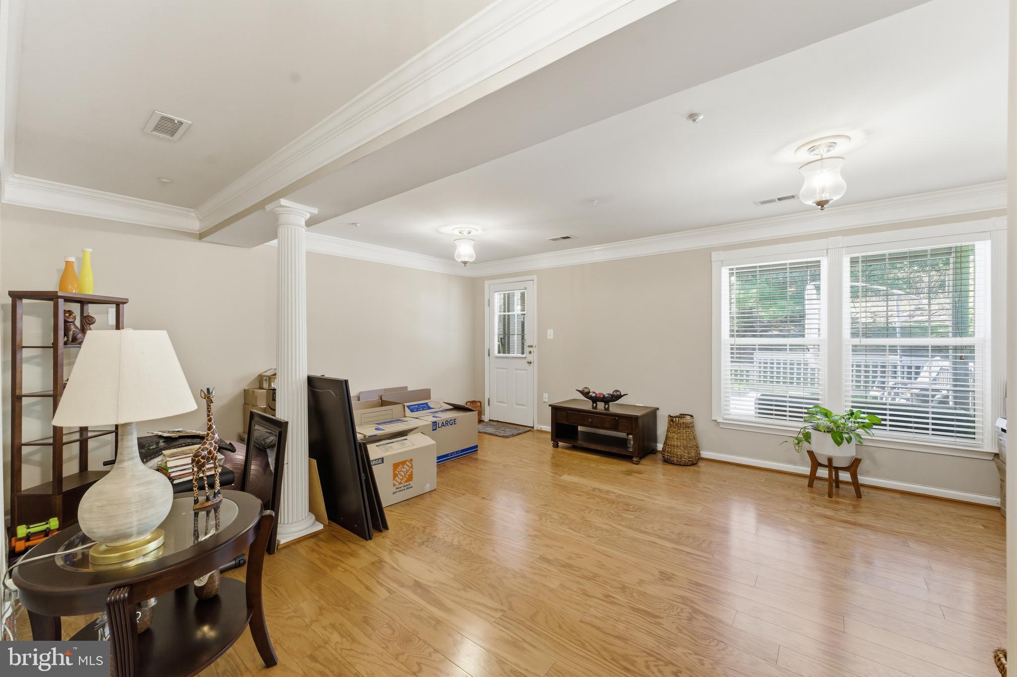 CLOVERLEAF CENTER - Residential