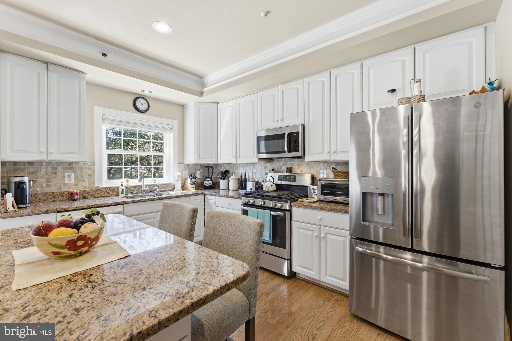 CLOVERLEAF CENTER - Residential