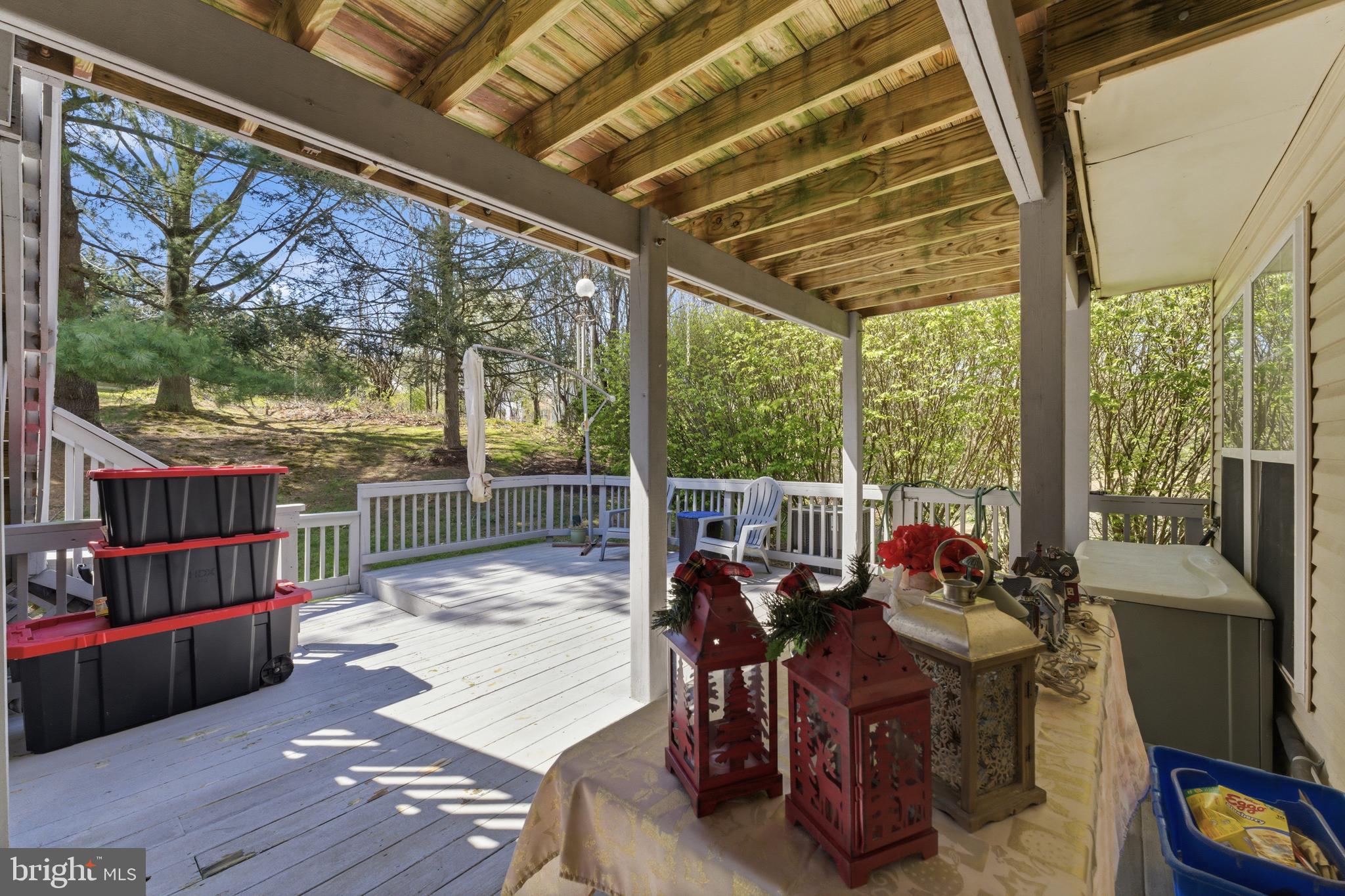 CLOVERLEAF CENTER - Residential