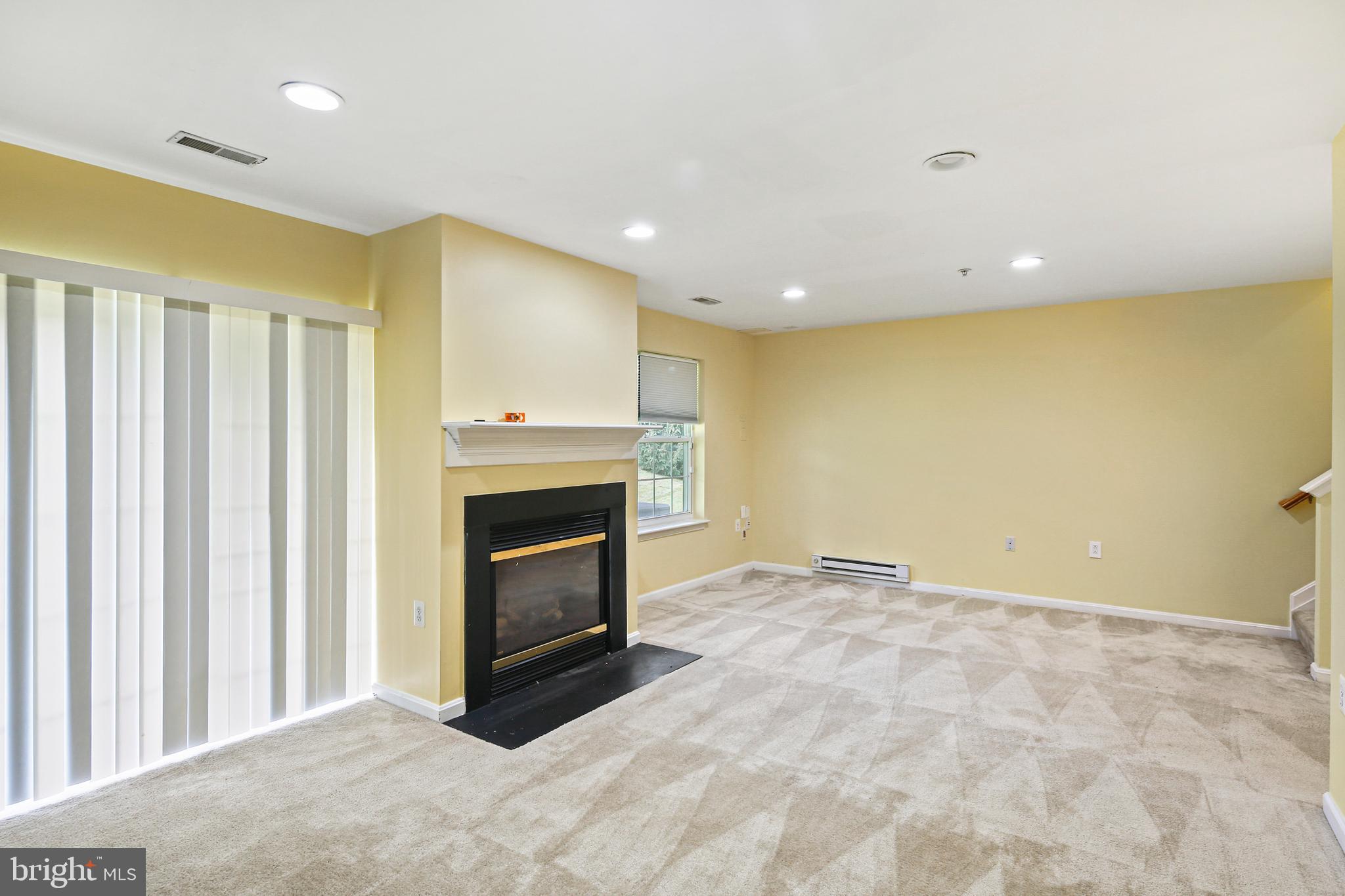 LYONS GATE - Residential Lease