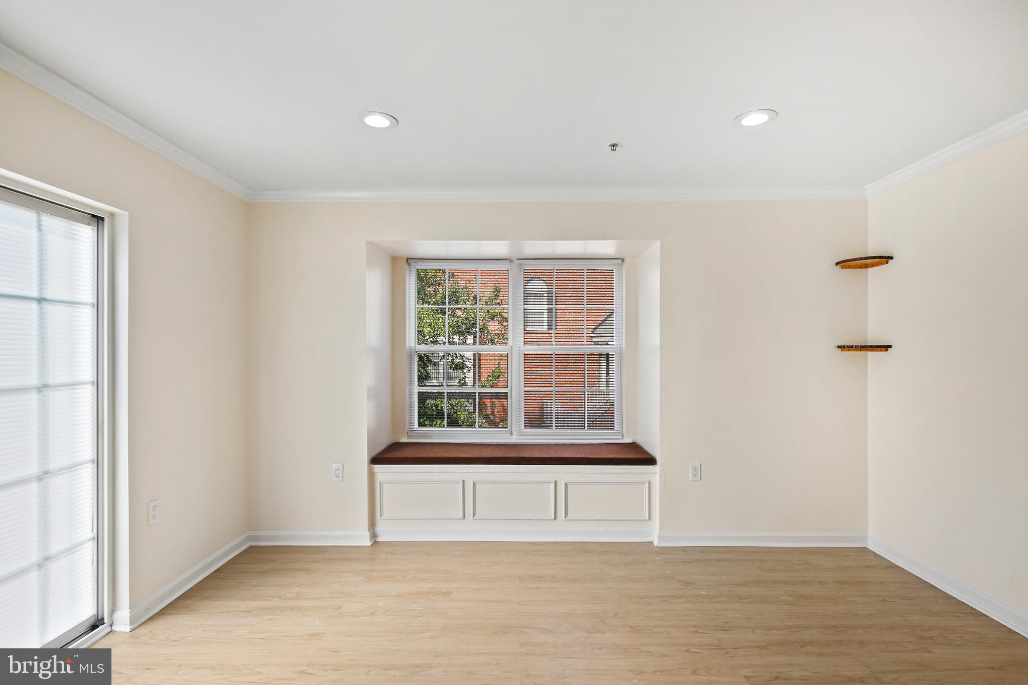 LYONS GATE - Residential Lease