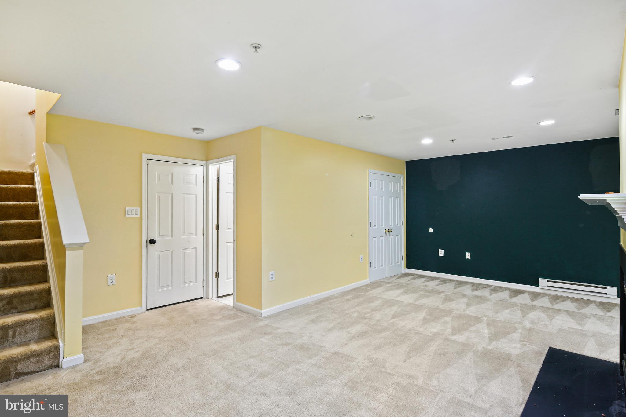 LYONS GATE - Residential Lease