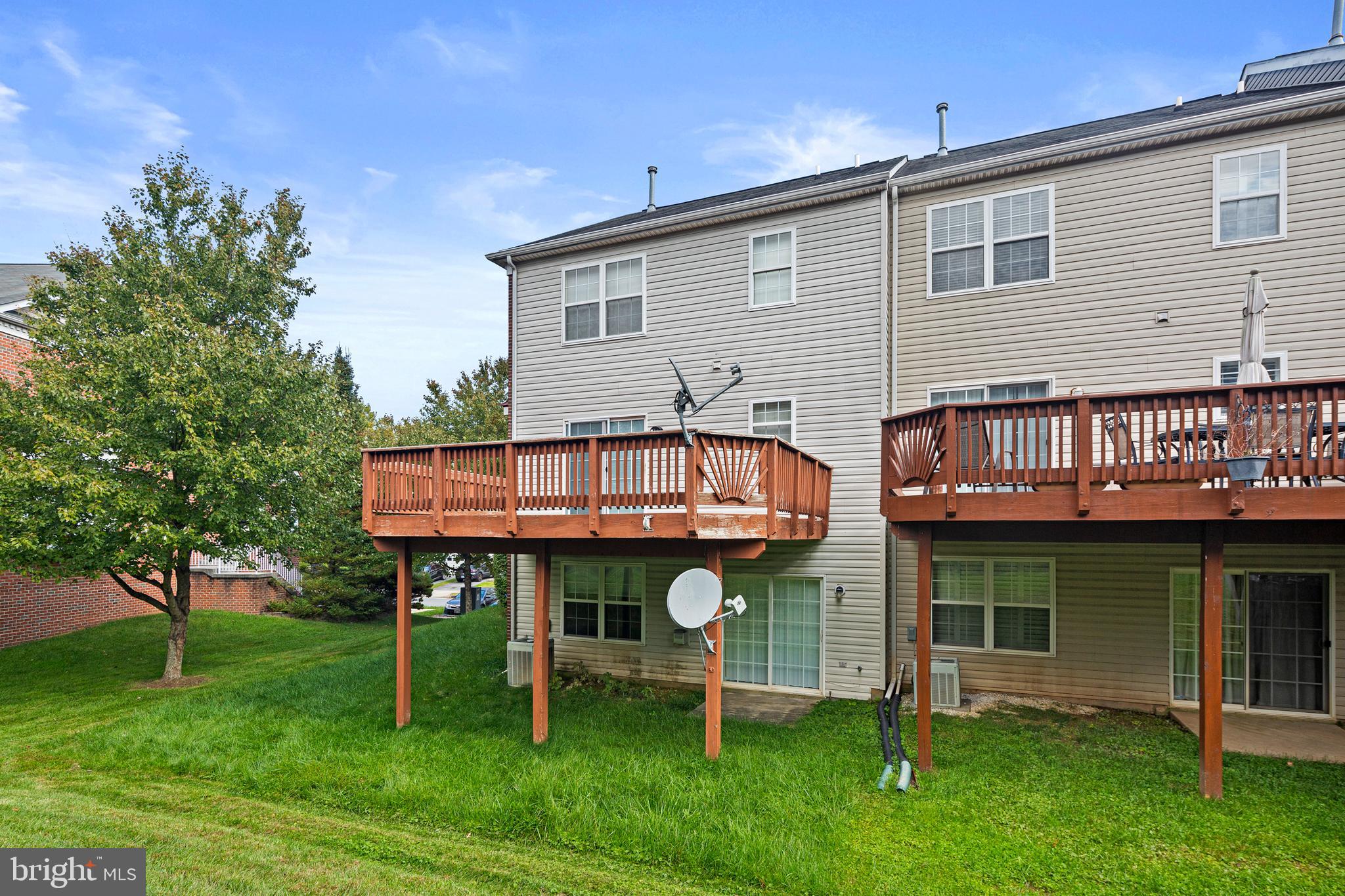 LYONS GATE - Residential Lease