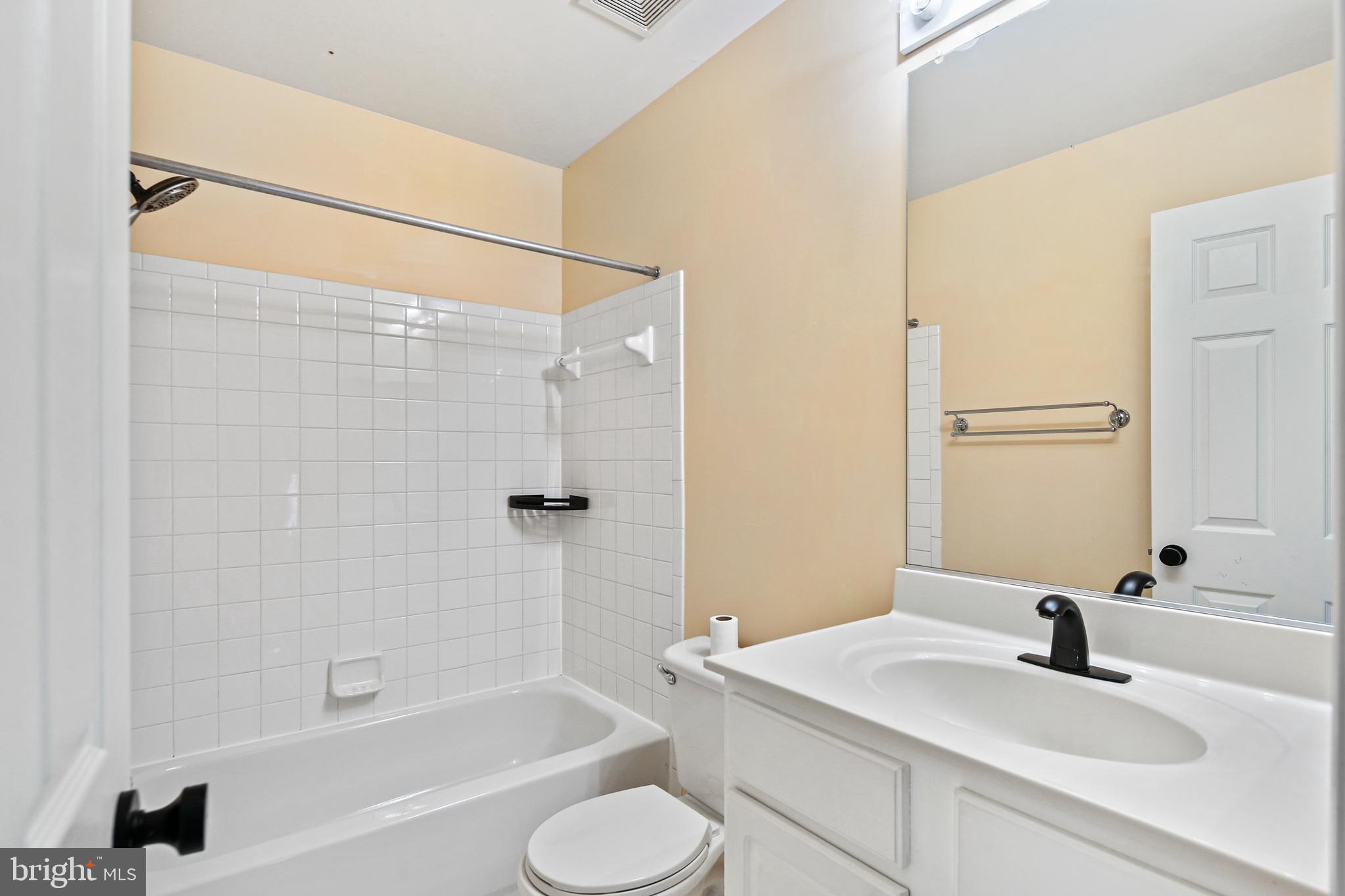 LYONS GATE - Residential Lease