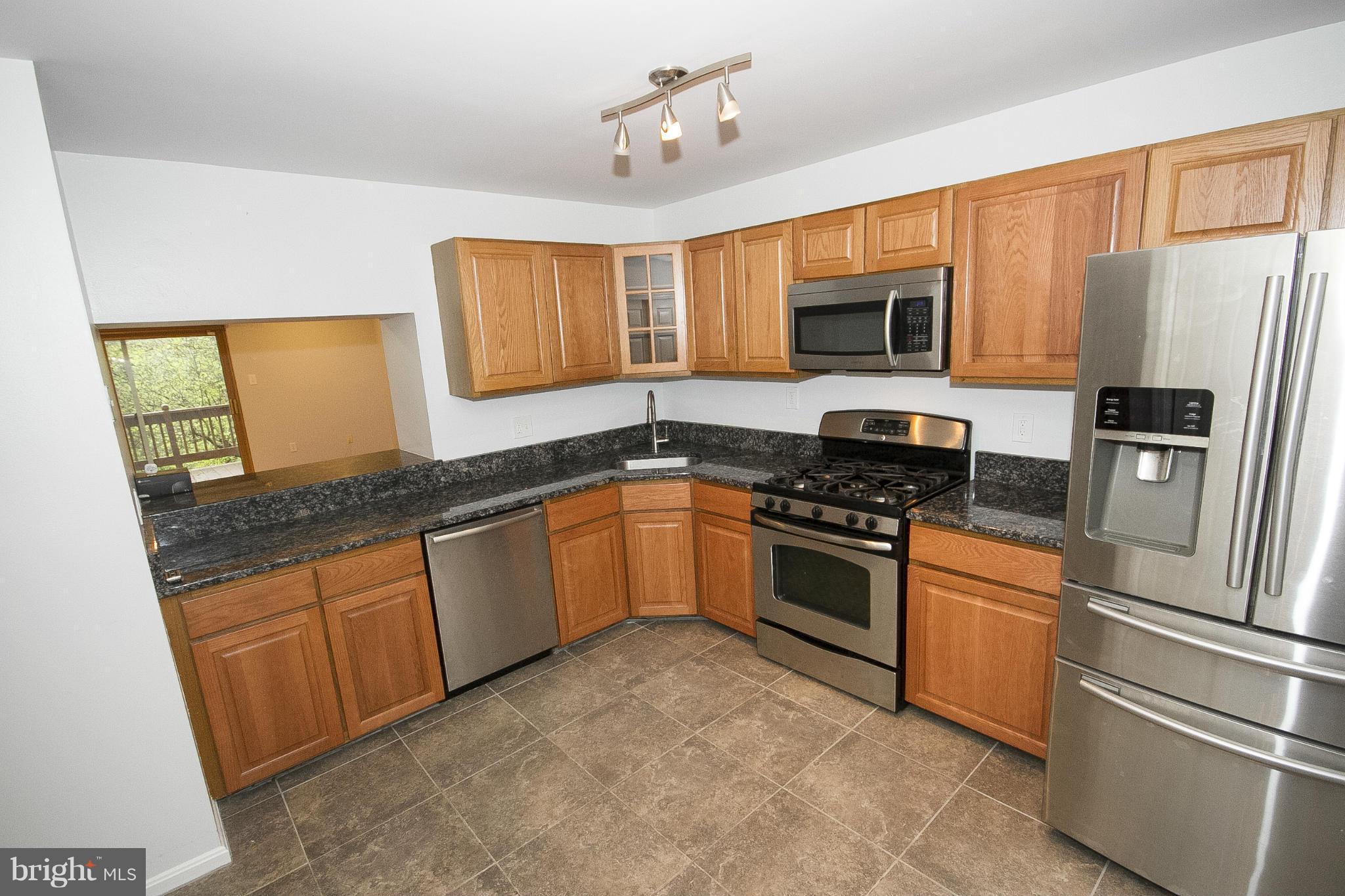 LOVETON FARMS - Residential