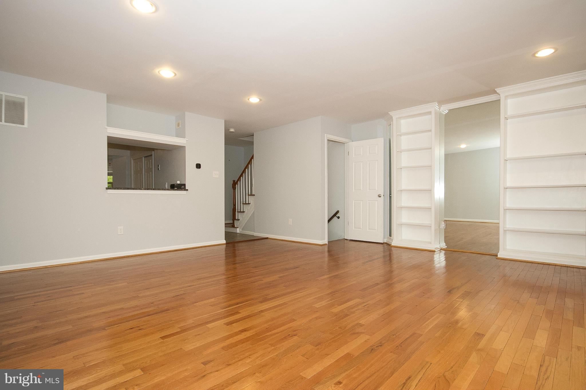 LOVETON FARMS - Residential