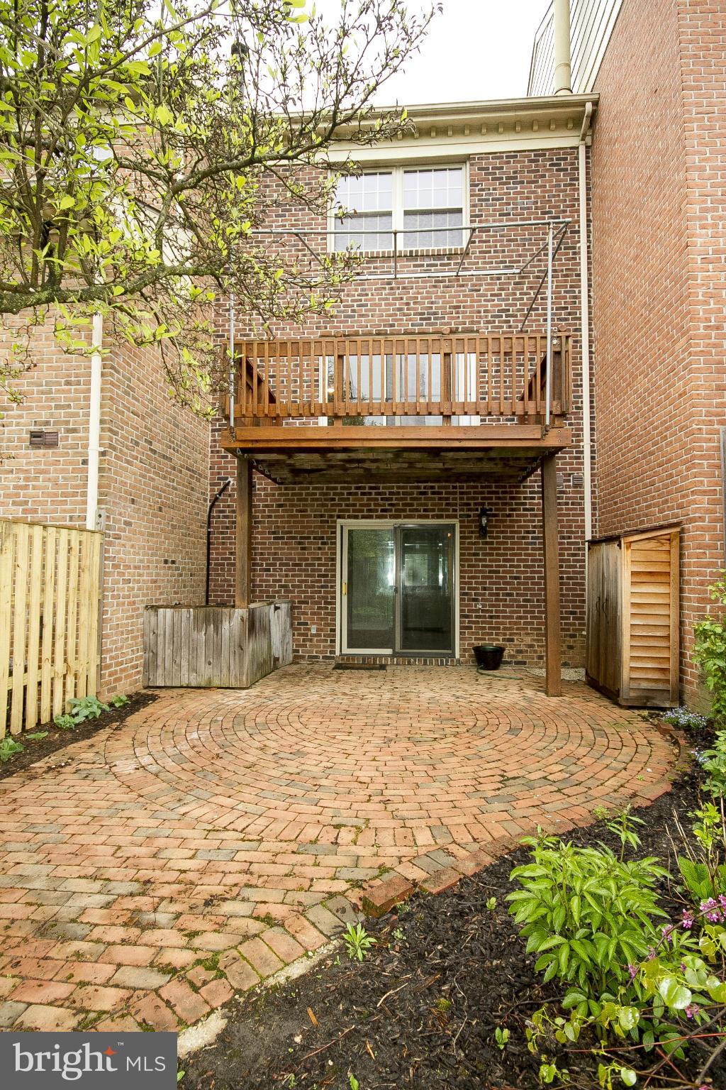 LOVETON FARMS - Residential