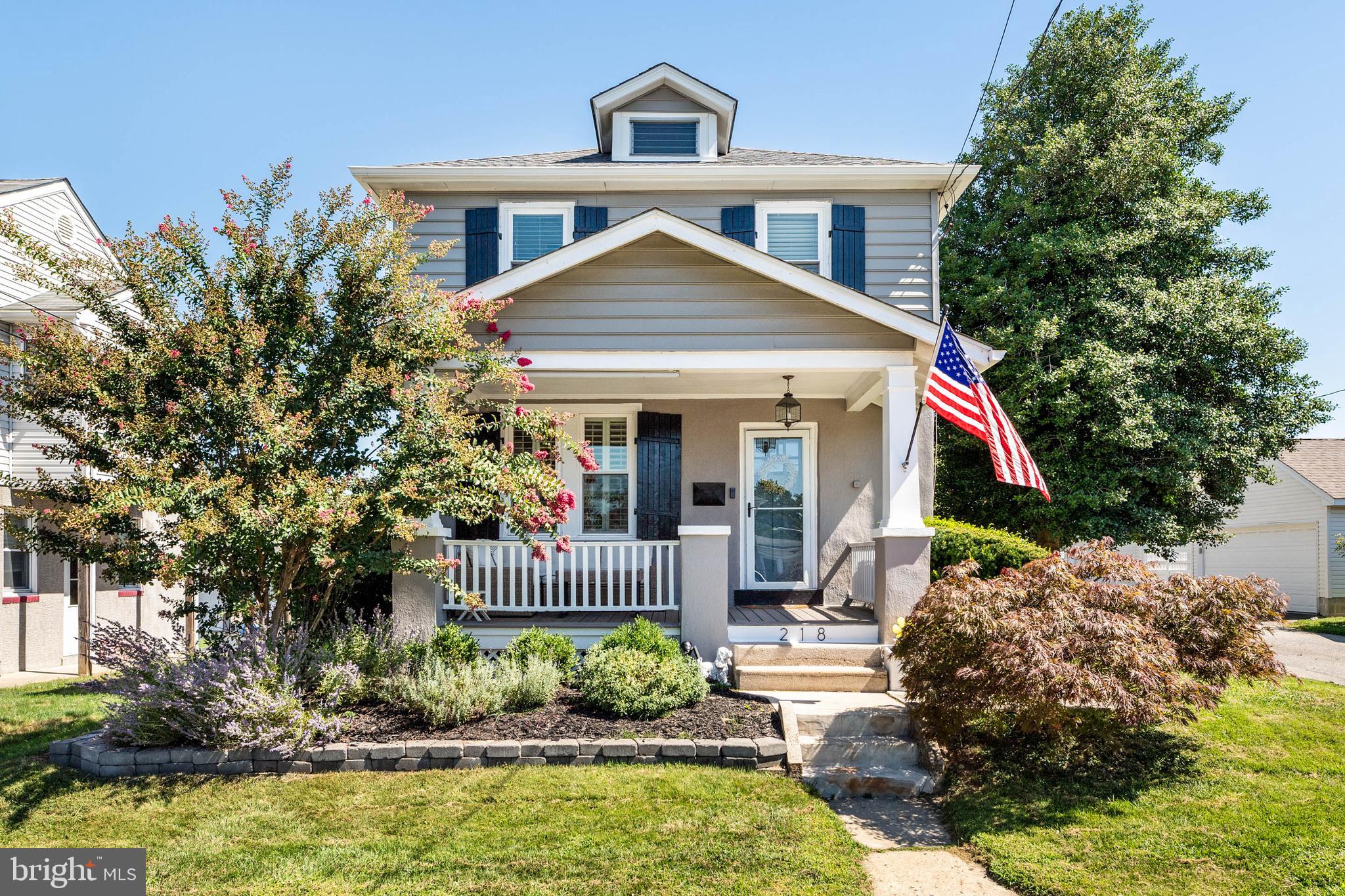 218 W 11TH AVENUE