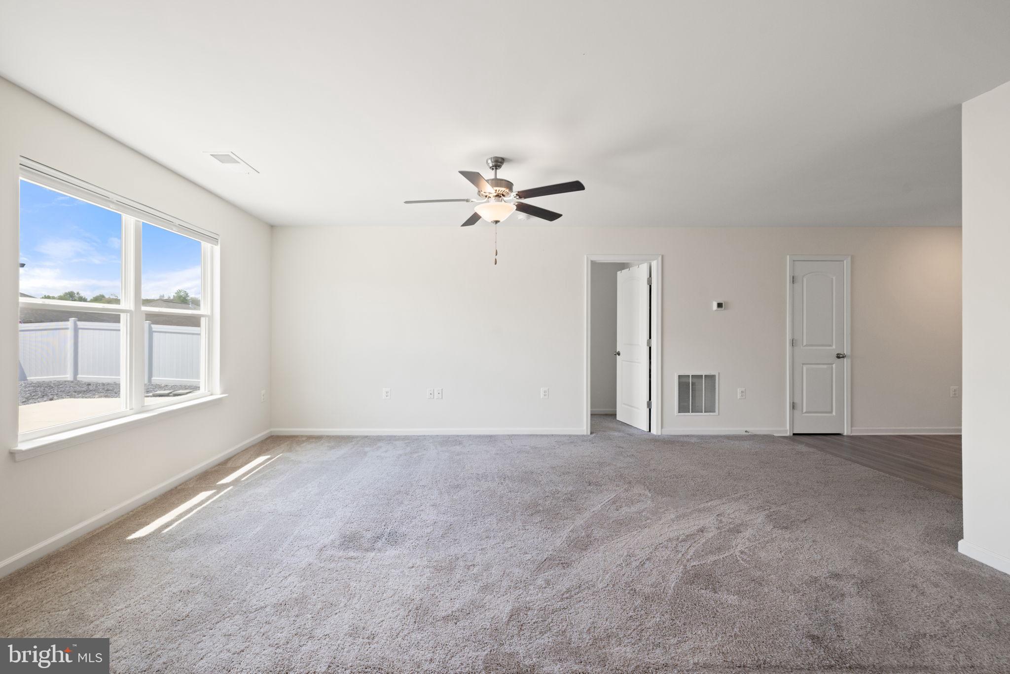 MCGINNIS POINT - Residential