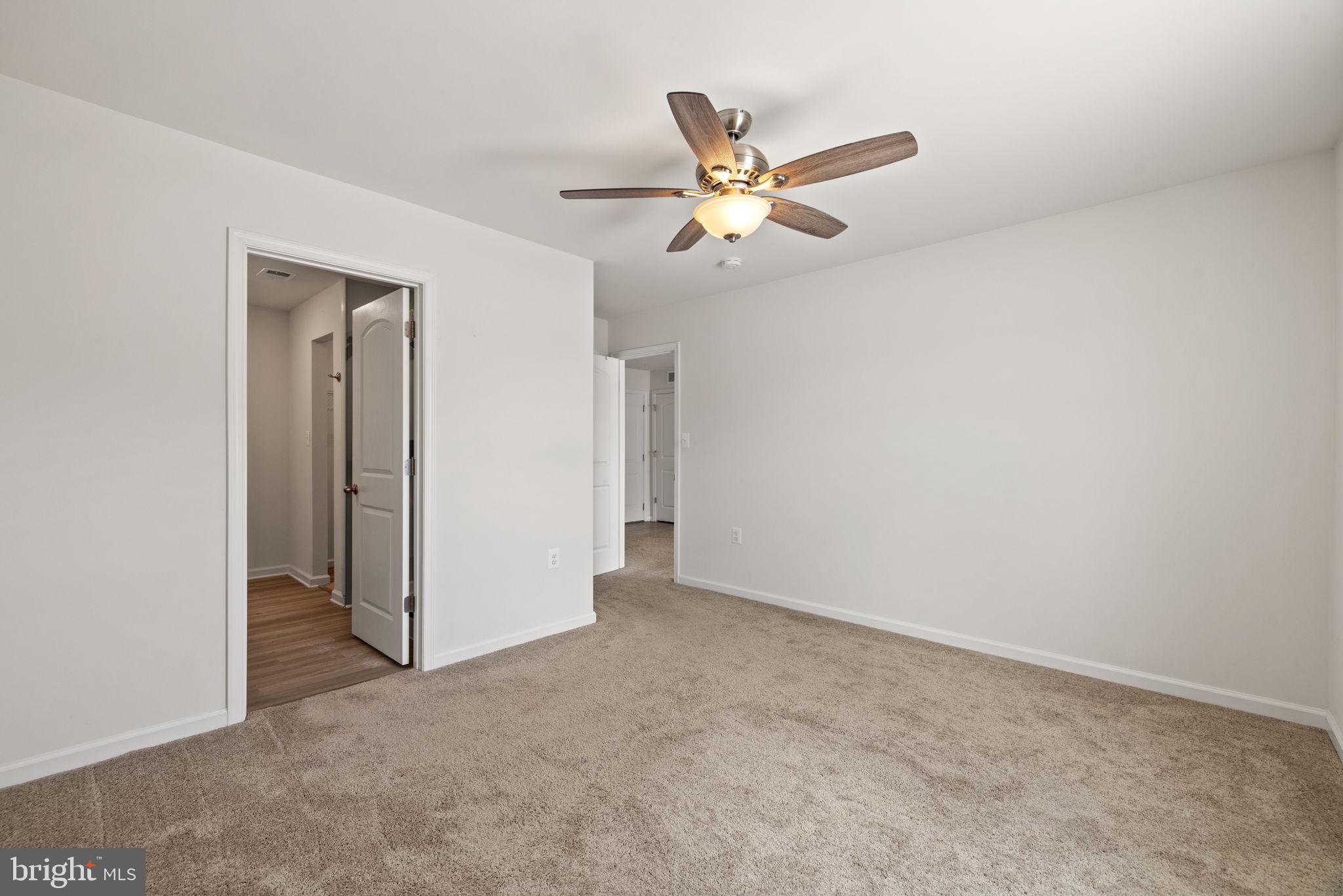 MCGINNIS POINT - Residential