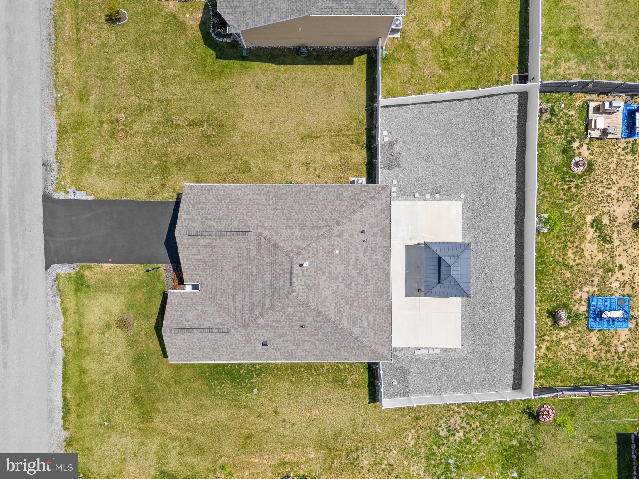 MCGINNIS POINT - Residential