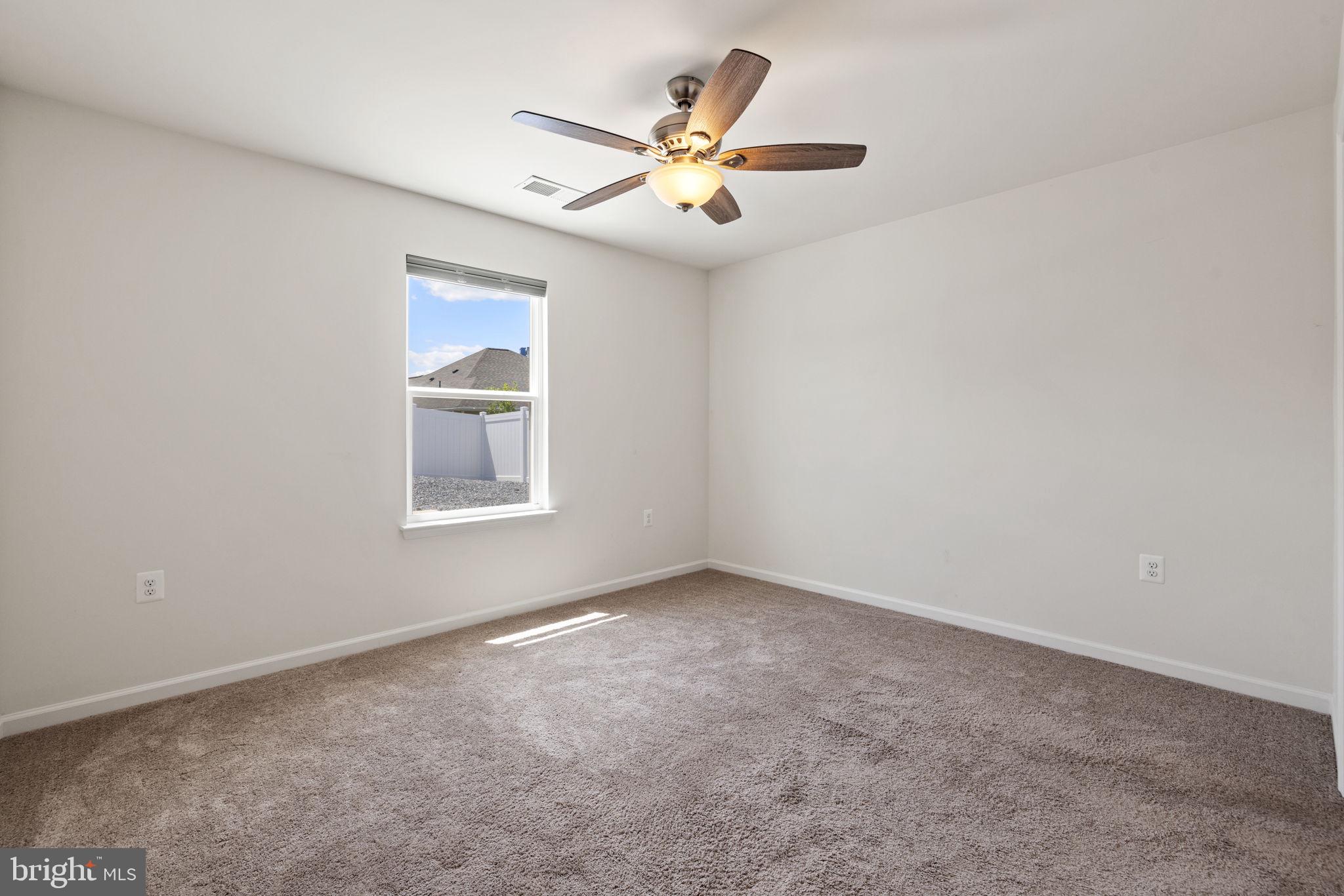 MCGINNIS POINT - Residential