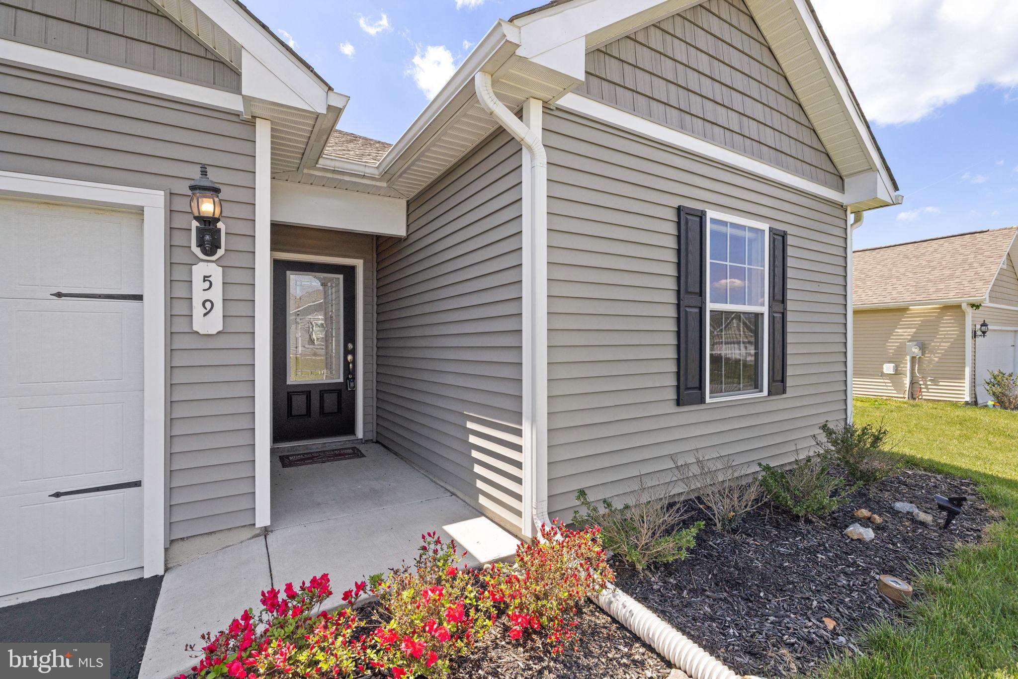 MCGINNIS POINT - Residential