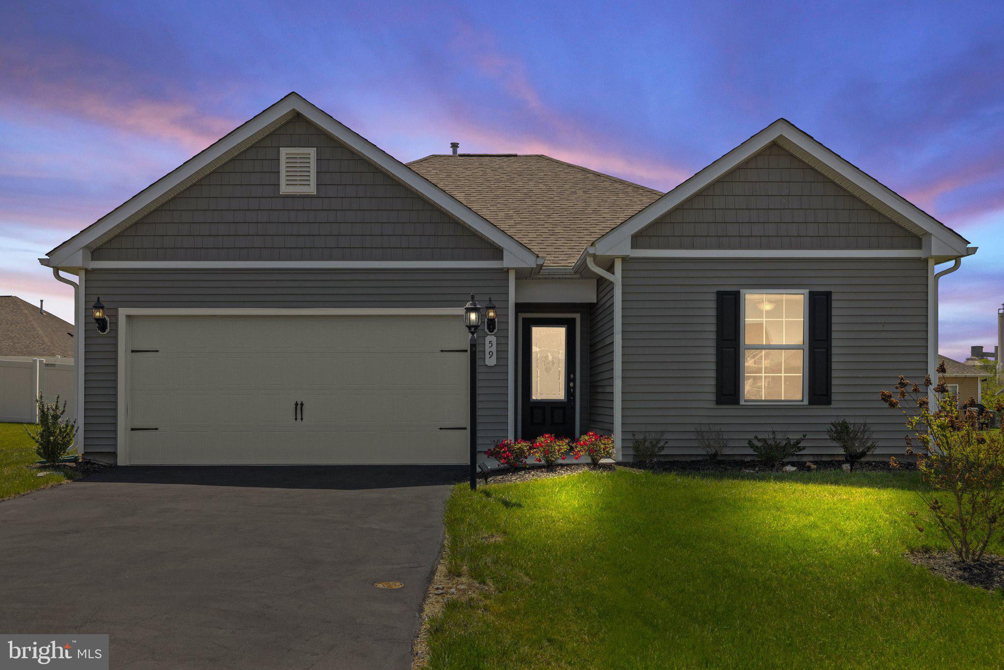 MCGINNIS POINT - Residential