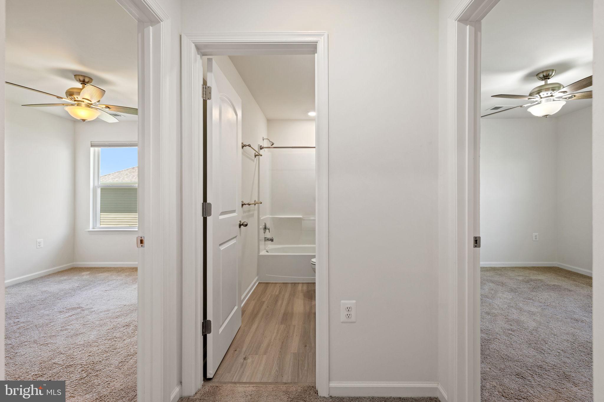 MCGINNIS POINT - Residential