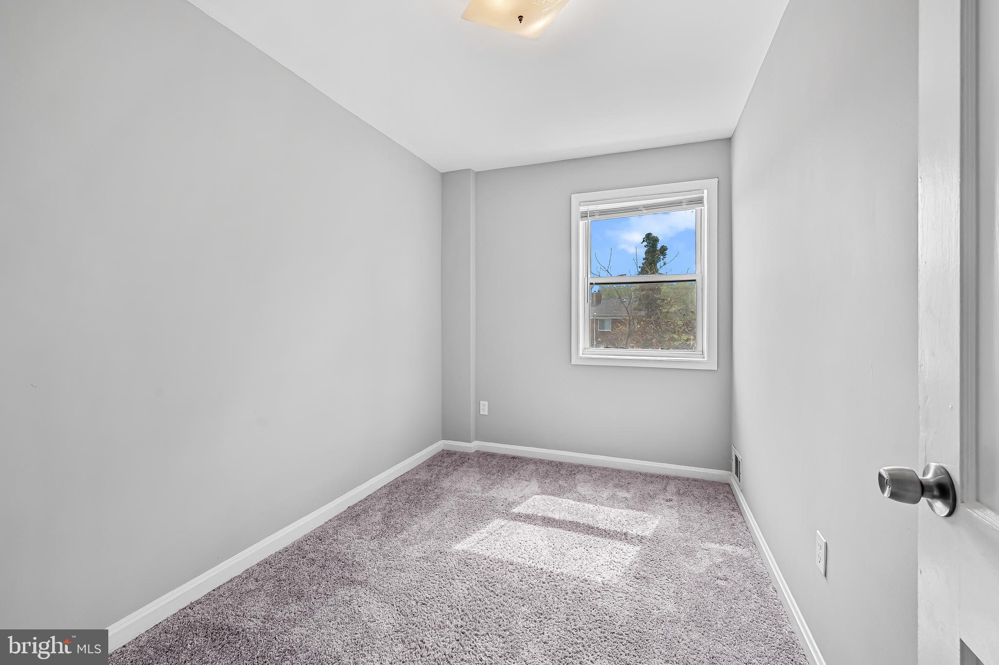 LEWISDALE - Residential Lease