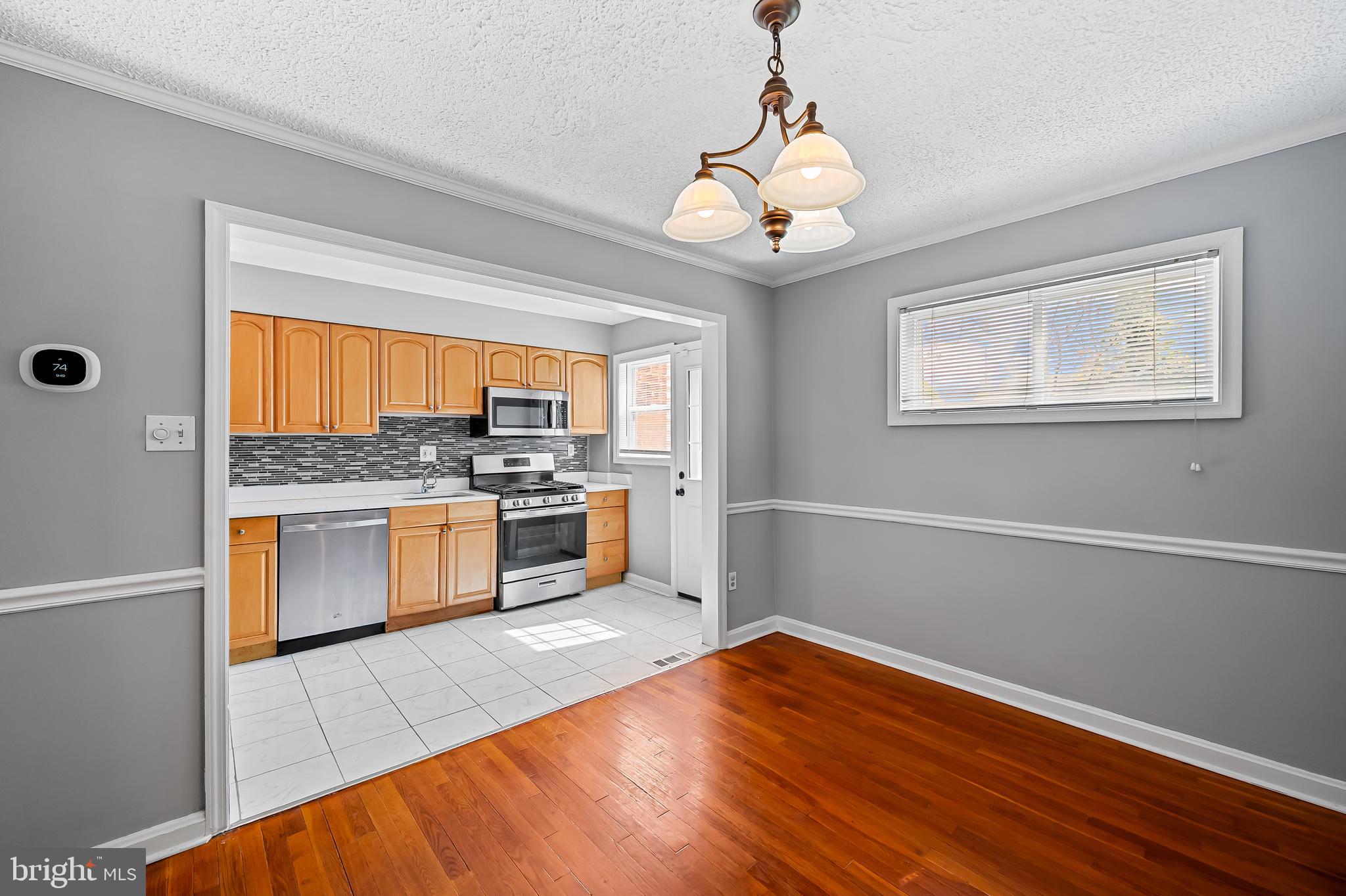 LEWISDALE - Residential Lease