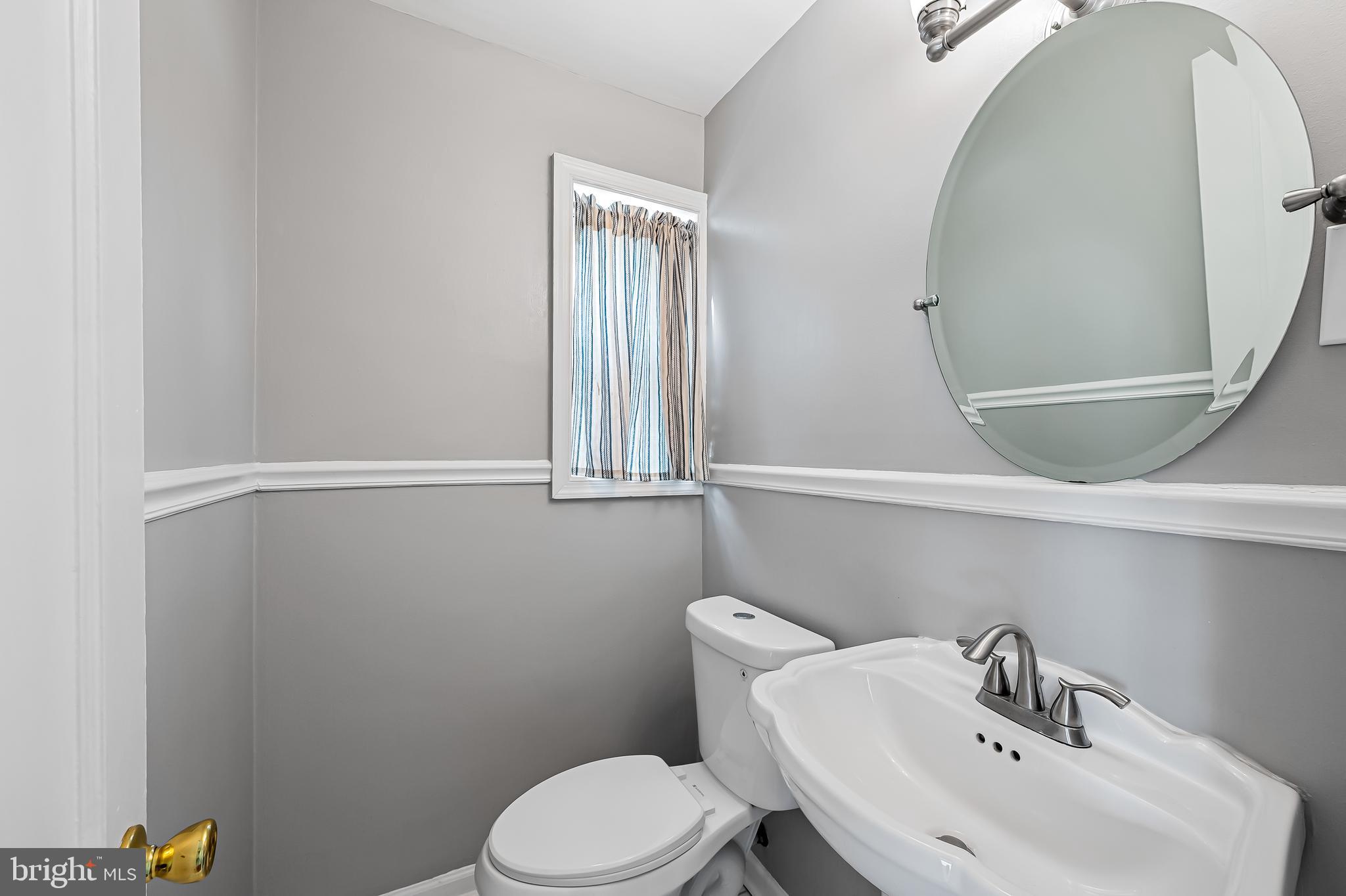 LEWISDALE - Residential Lease