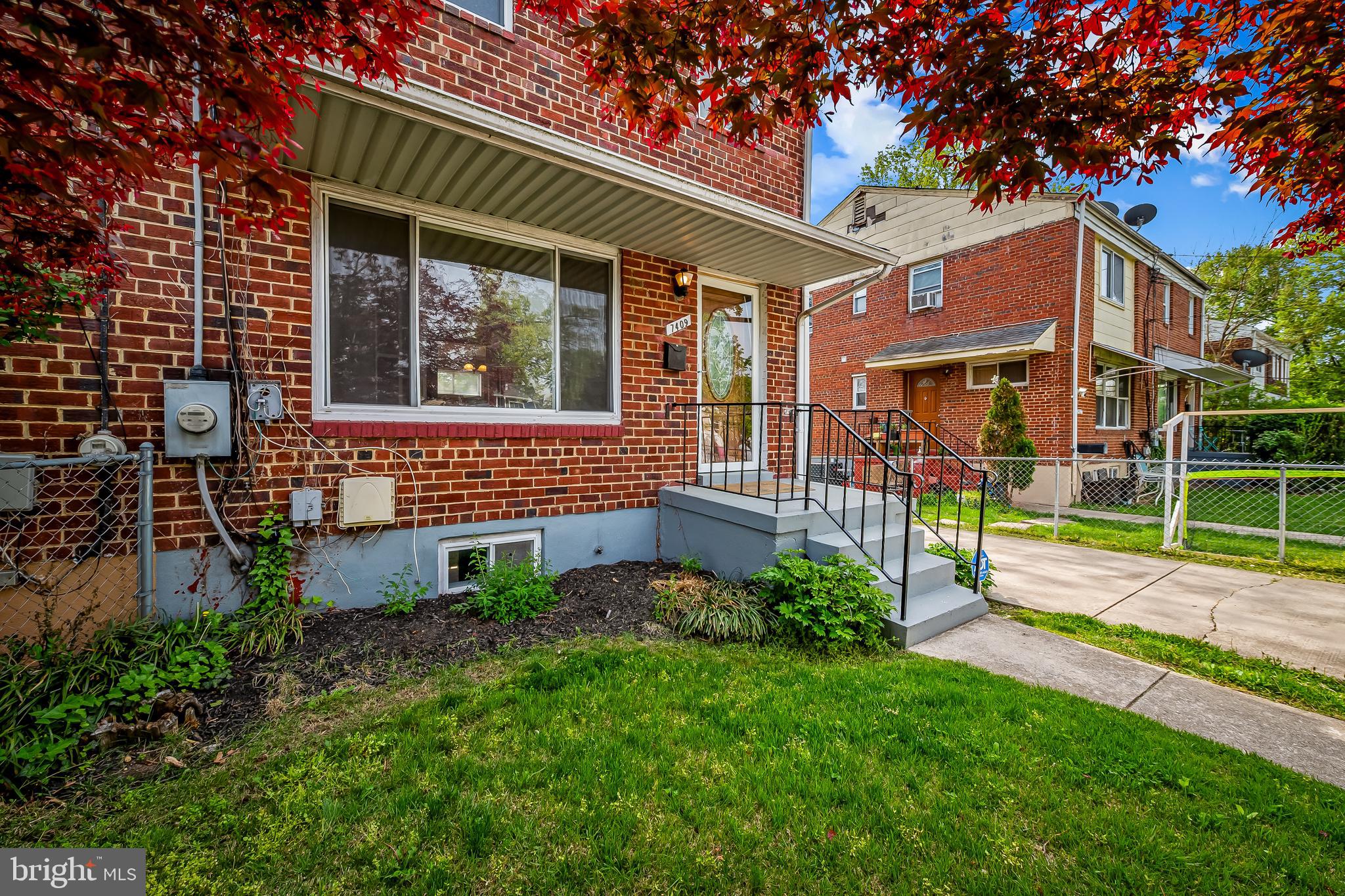 LEWISDALE - Residential Lease