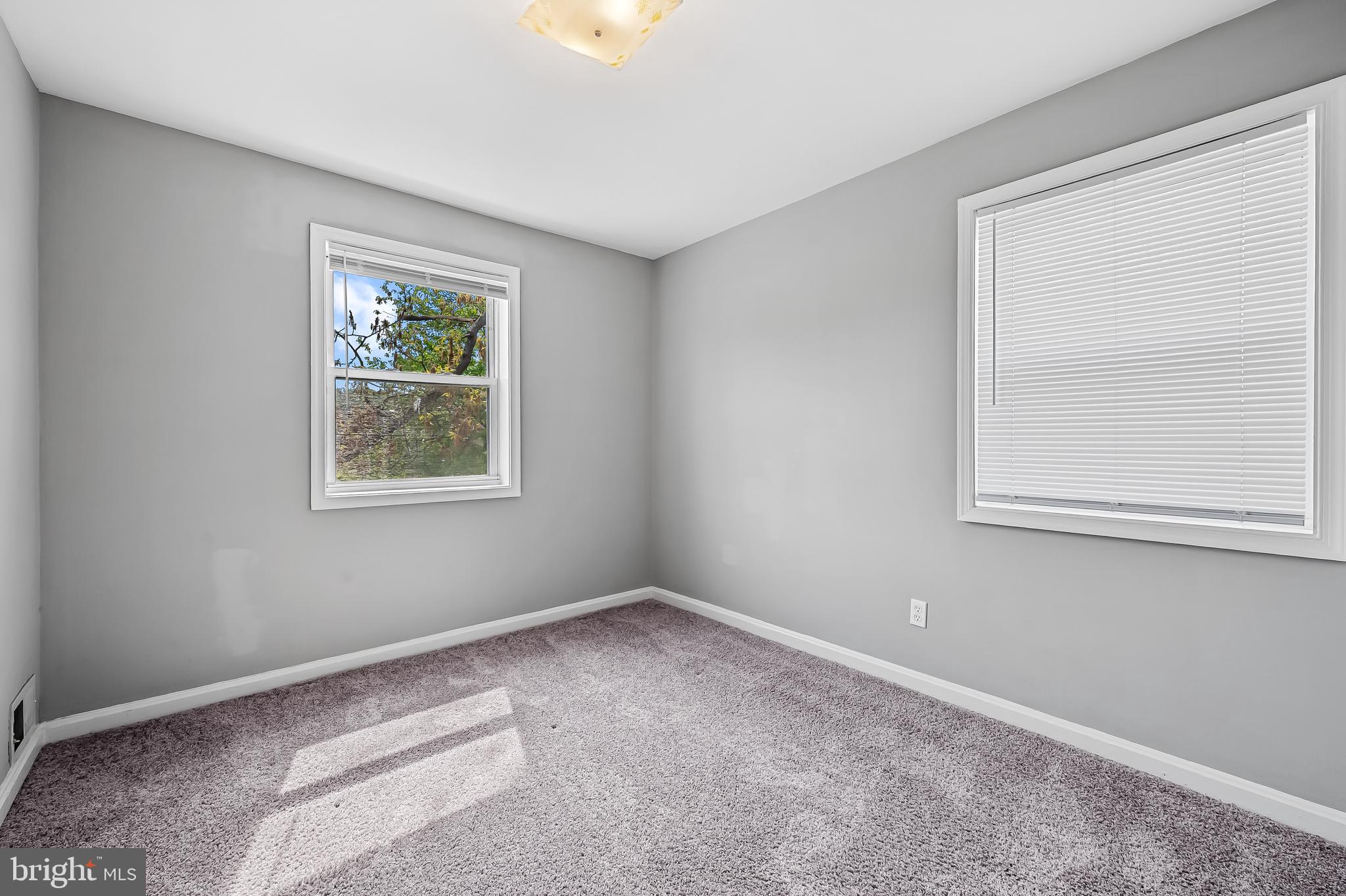 LEWISDALE - Residential Lease