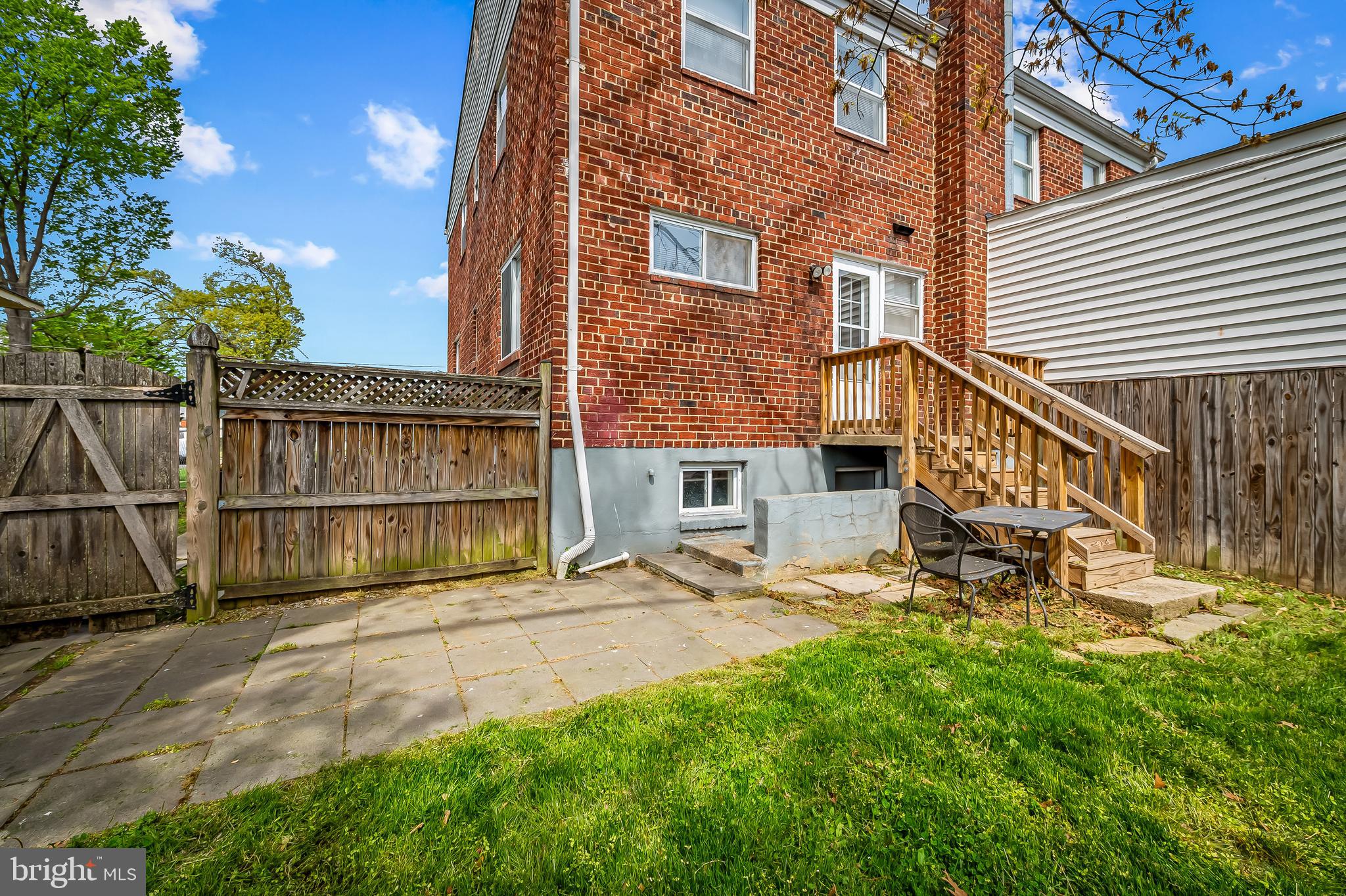 LEWISDALE - Residential Lease