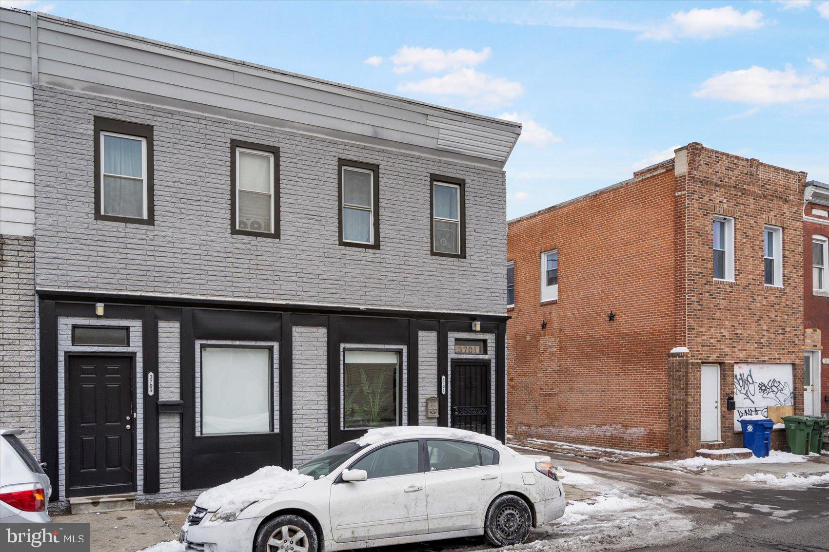 3701 E LOMBARD STREET