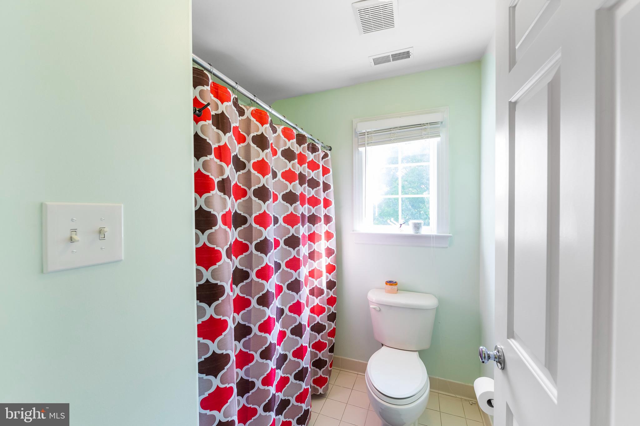 CHANTILLY FARM - Residential