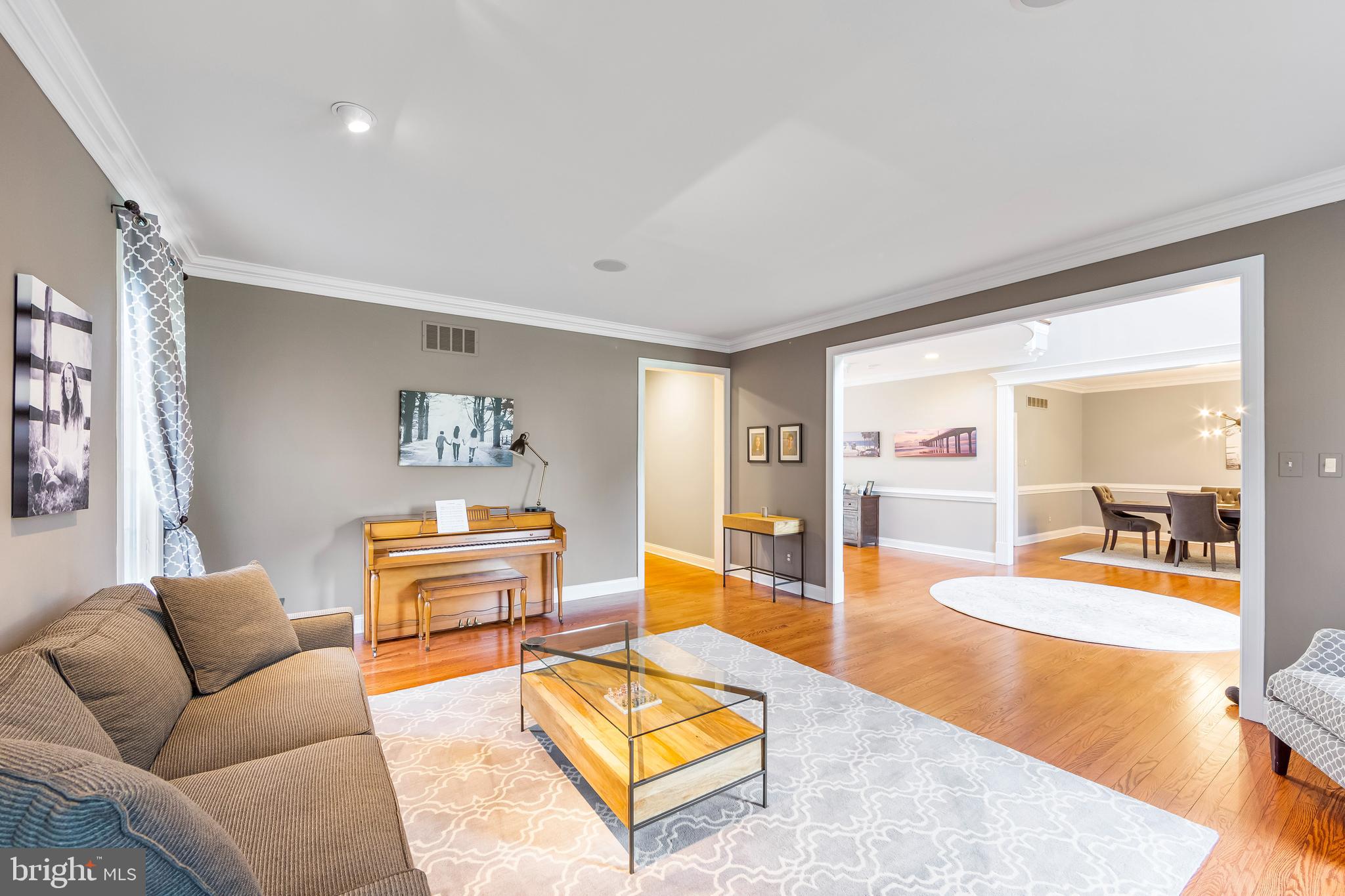 CHANTILLY FARM - Residential