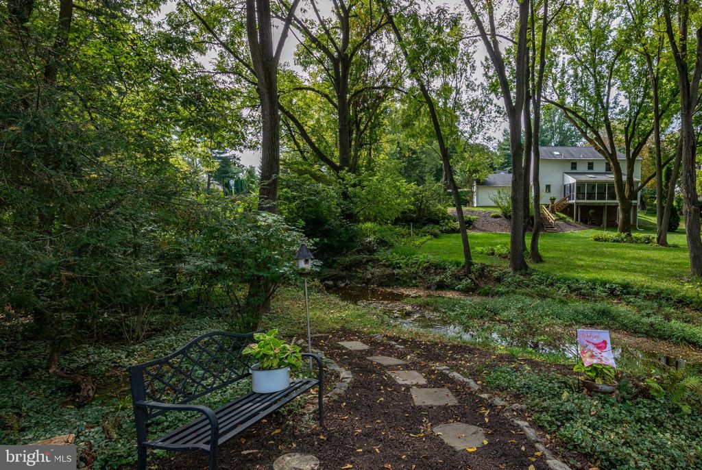 Photo of 494 Northlawn Drive, LANCASTER, PA 17603 (MLS # PALA2076938)