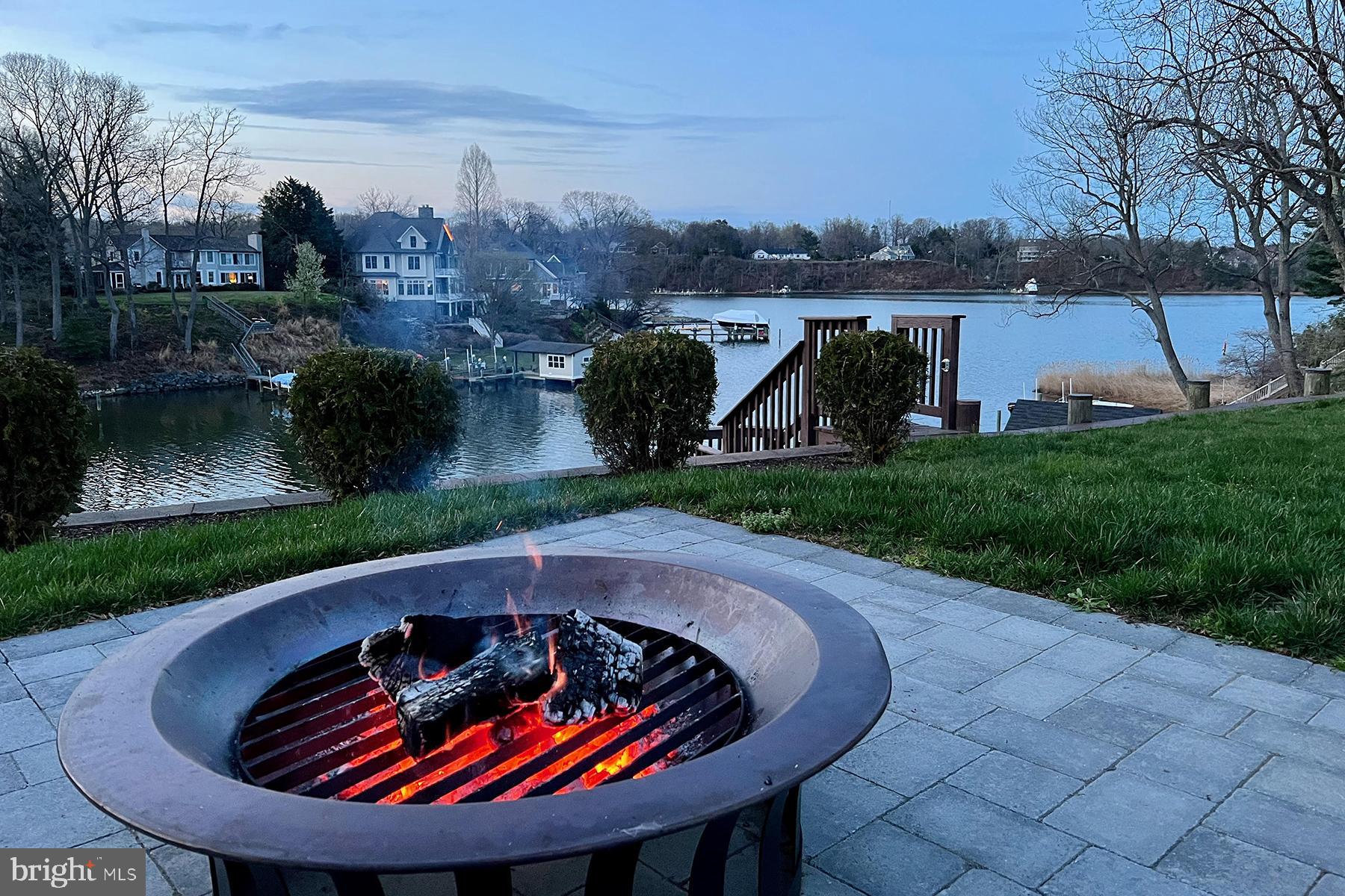 SYLVAN SHORES - Residential