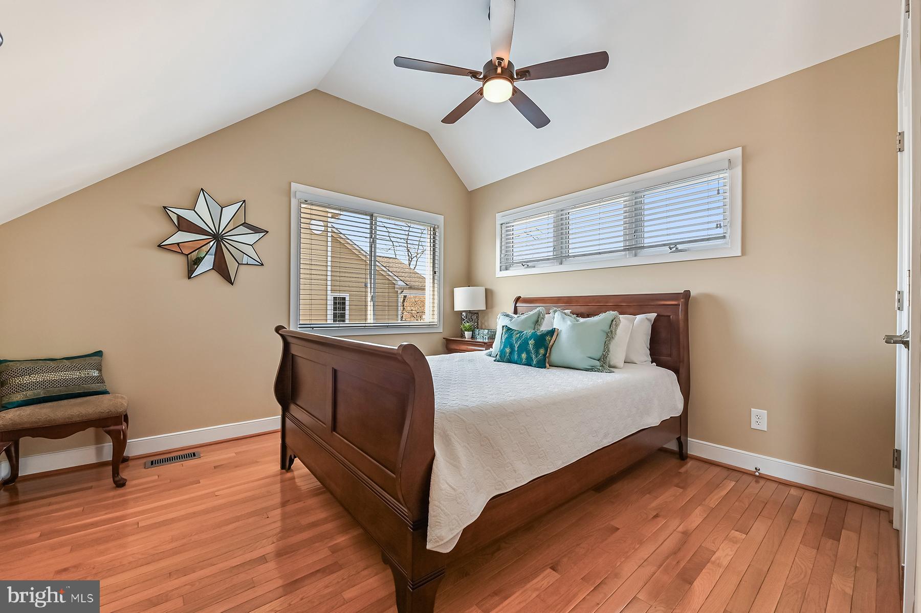 SYLVAN SHORES - Residential