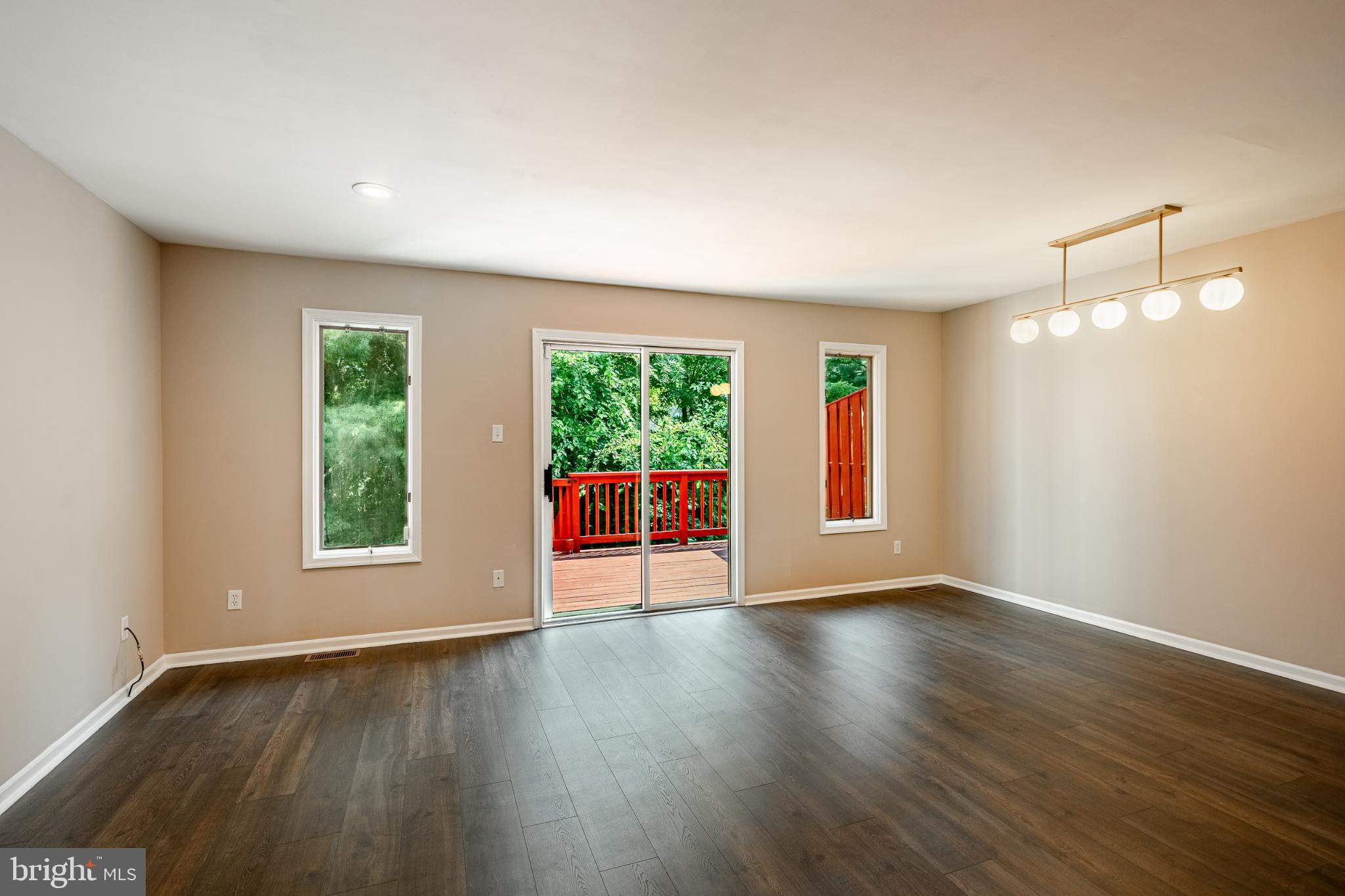 39 E JONATHAN COURT 39