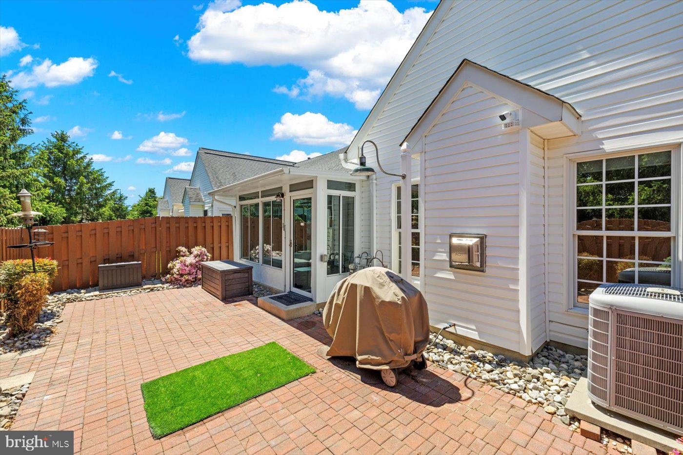 SALEM FIELDS - Residential