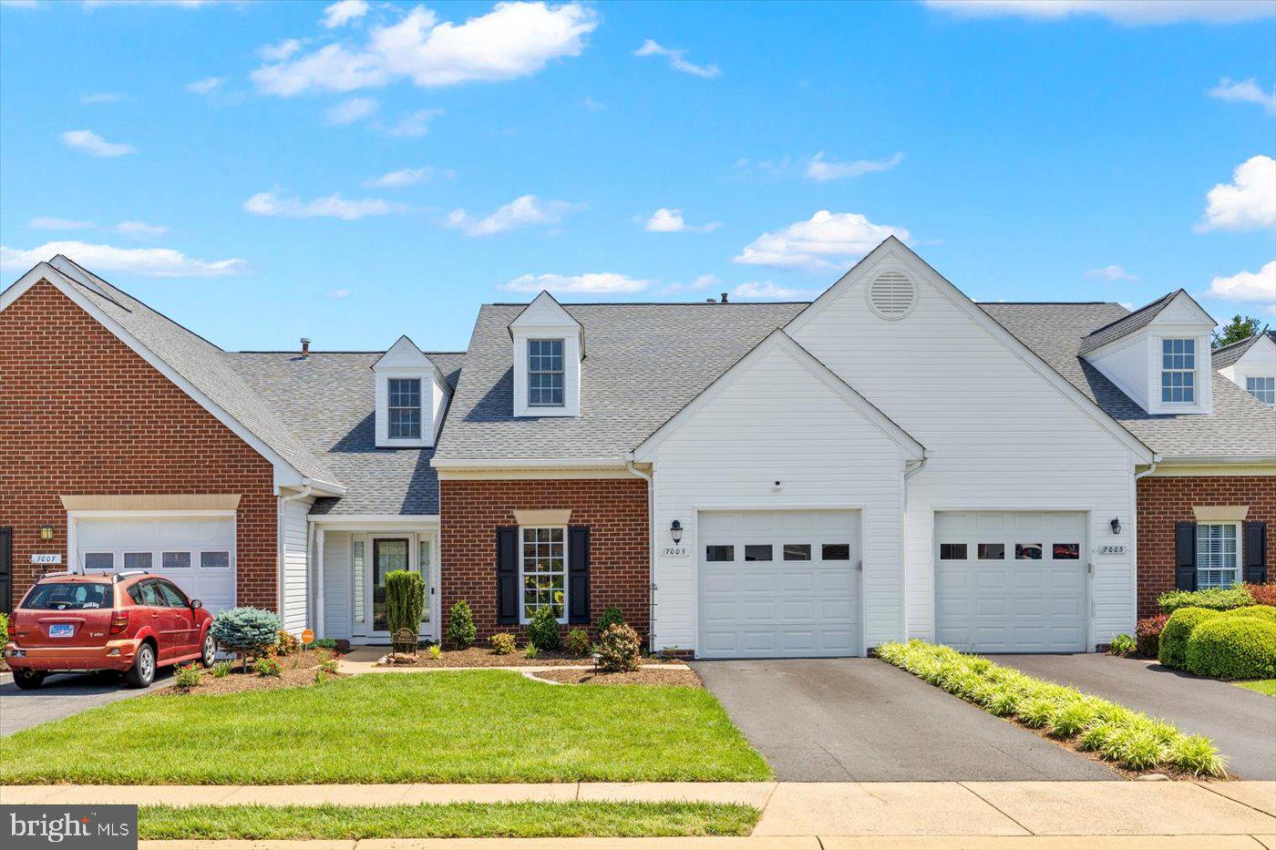 SALEM FIELDS - Residential