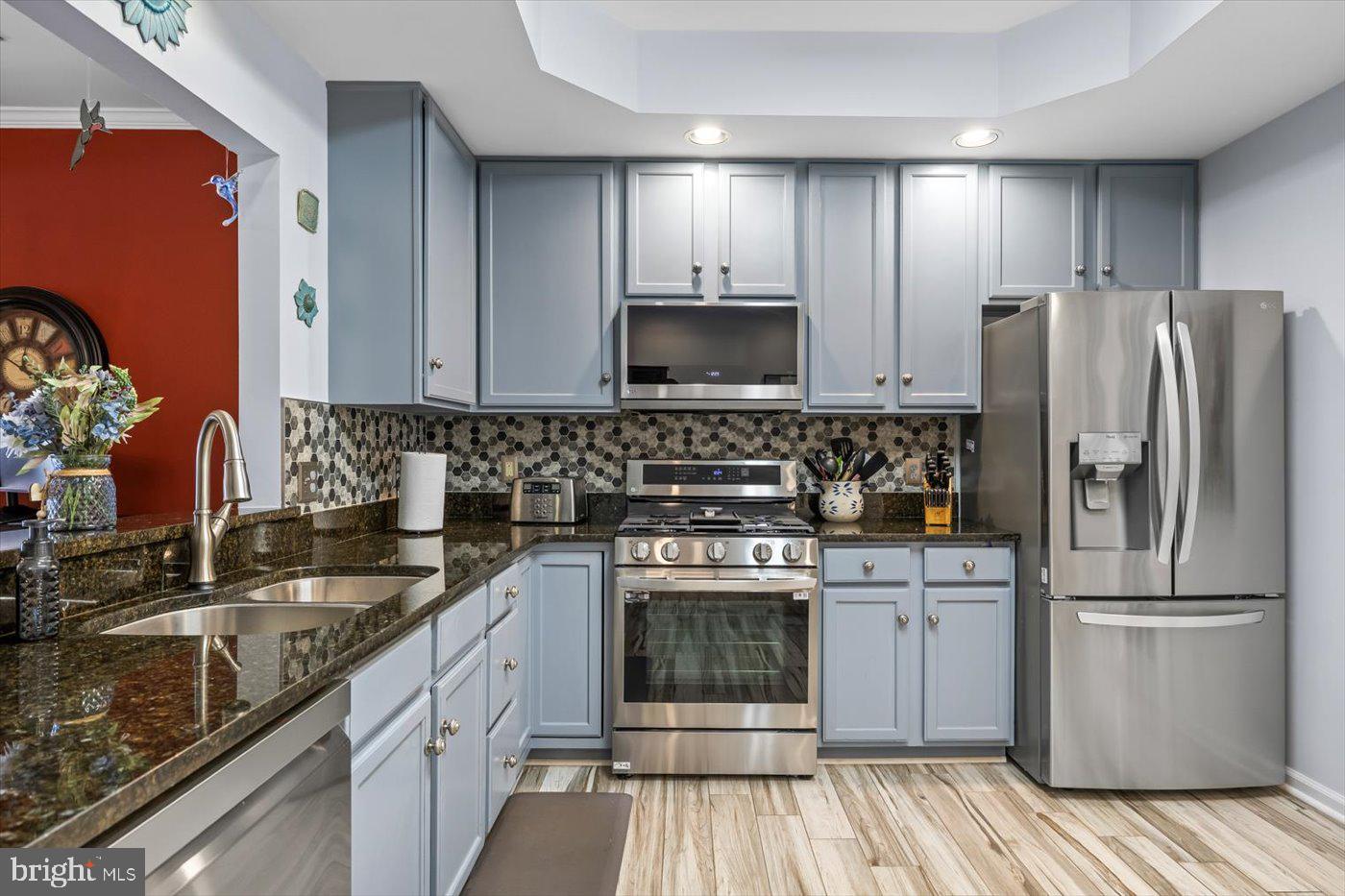 SALEM FIELDS - Residential