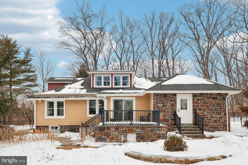 Photo of 62 Callowhill Road, DOYLESTOWN, PA 18901 (MLS # PABU2113716)