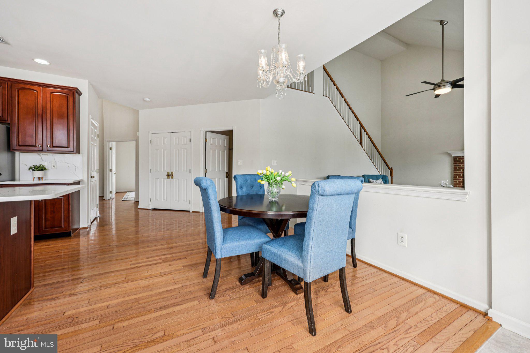 SOUTH RIDING - Residential