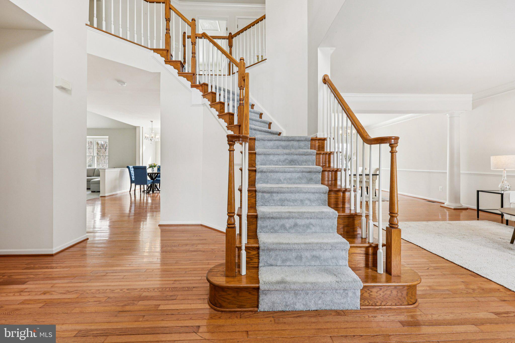 SOUTH RIDING - Residential